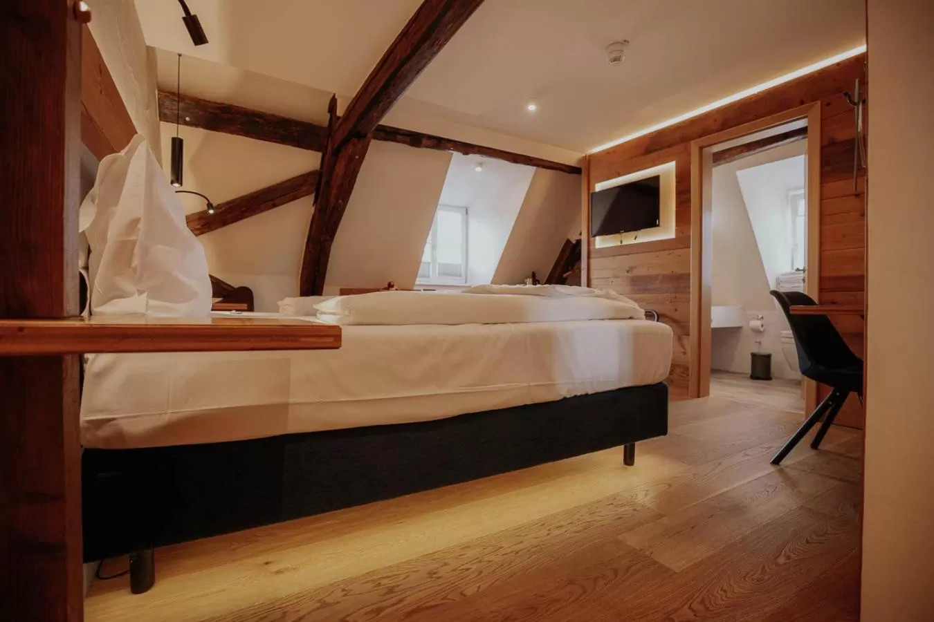 Bed in Altstadtmittehotel Sonne