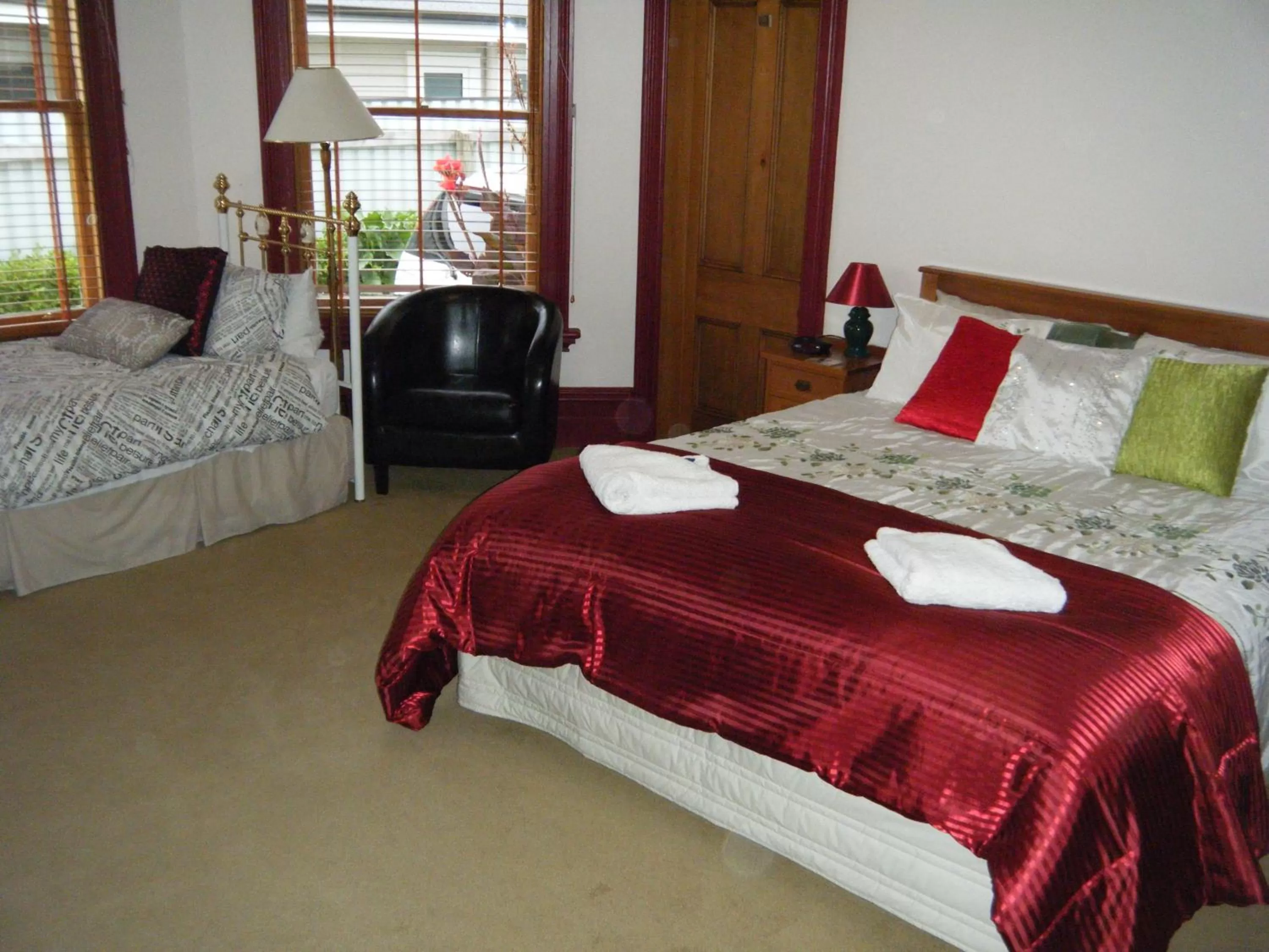 Deluxe Double Room with Veranda in Collingwood Manor