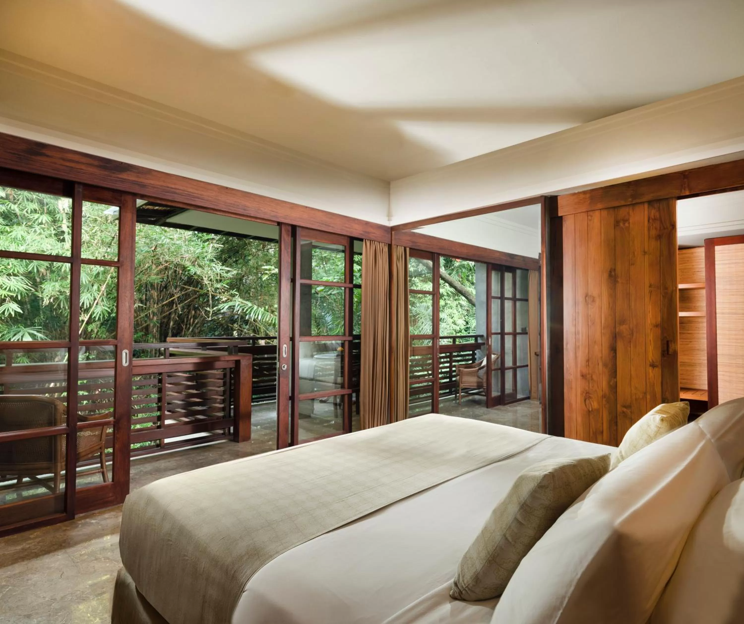 View (from property/room), Bed in Adiwana Resort Jembawan