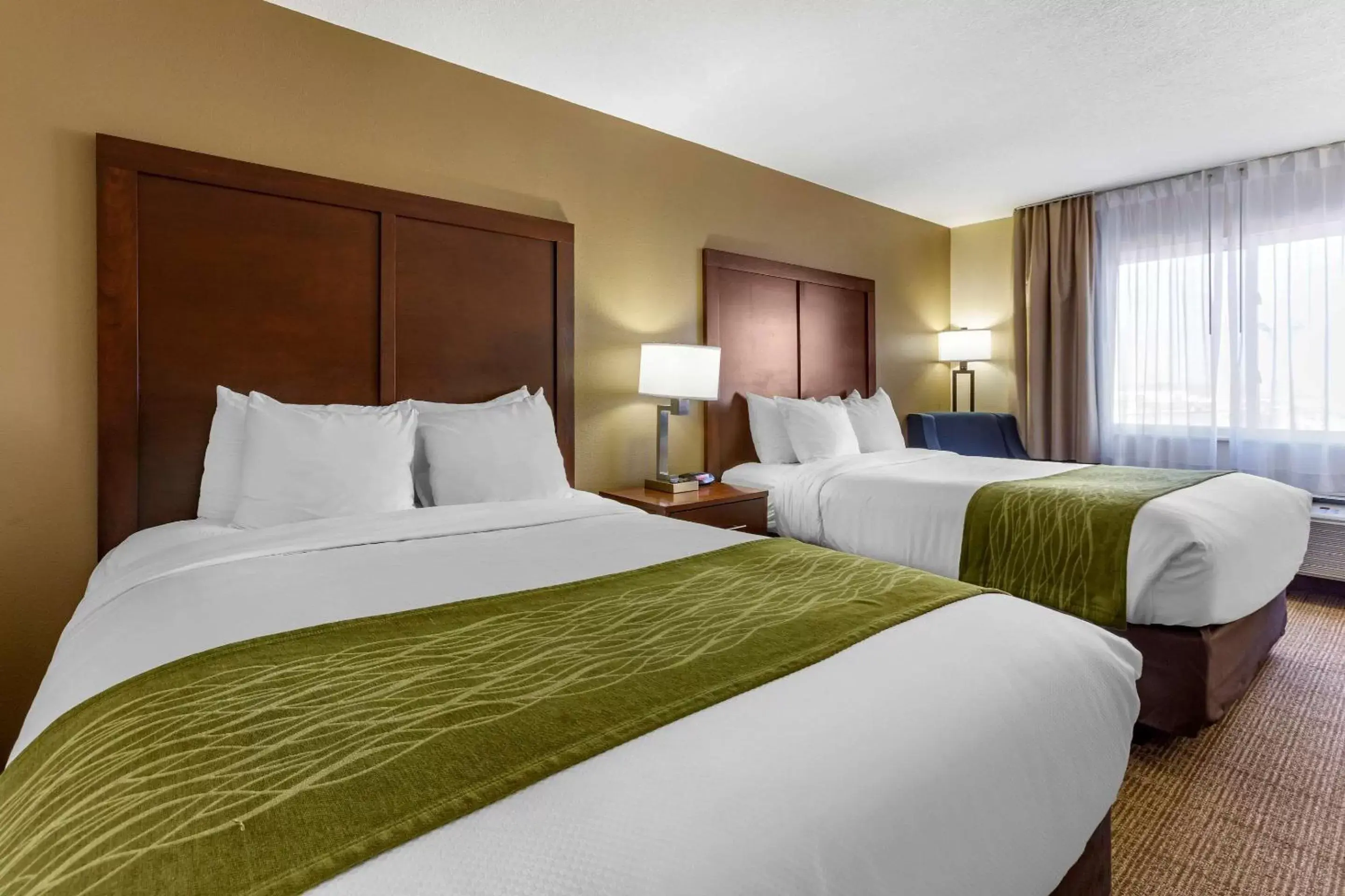 Queen Room with Two Queen Beds - Accessible/Non-Smoking in Comfort Inn & Suites Alameda at Albuquerque Balloon Fiesta Park Queen Room with Two Queen Beds - Accessible/Non-Smoking in Comfort Inn & Suites Alameda at Albuquerque Balloon Fiesta Park