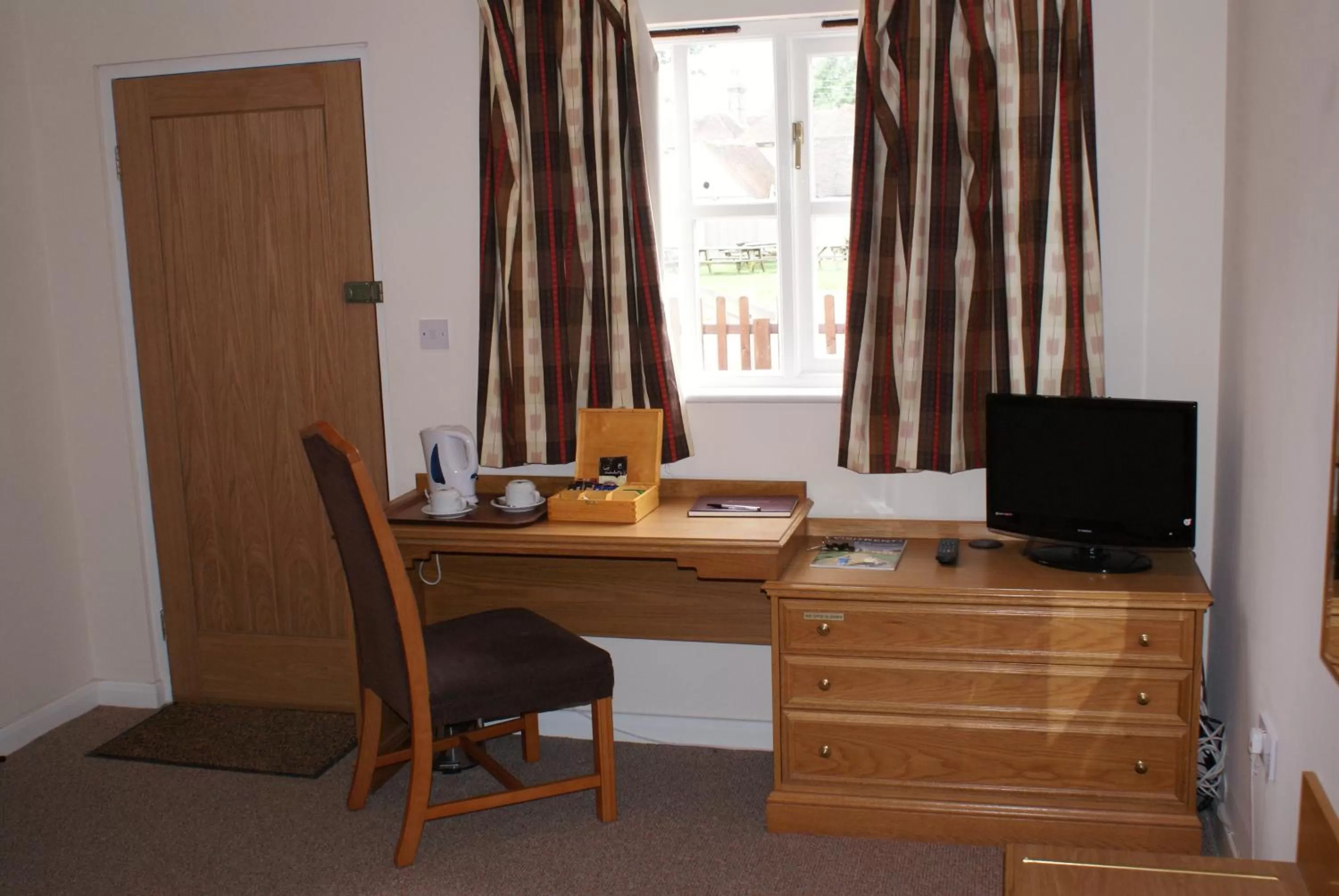 Coffee/tea facilities in The Hawkenbury