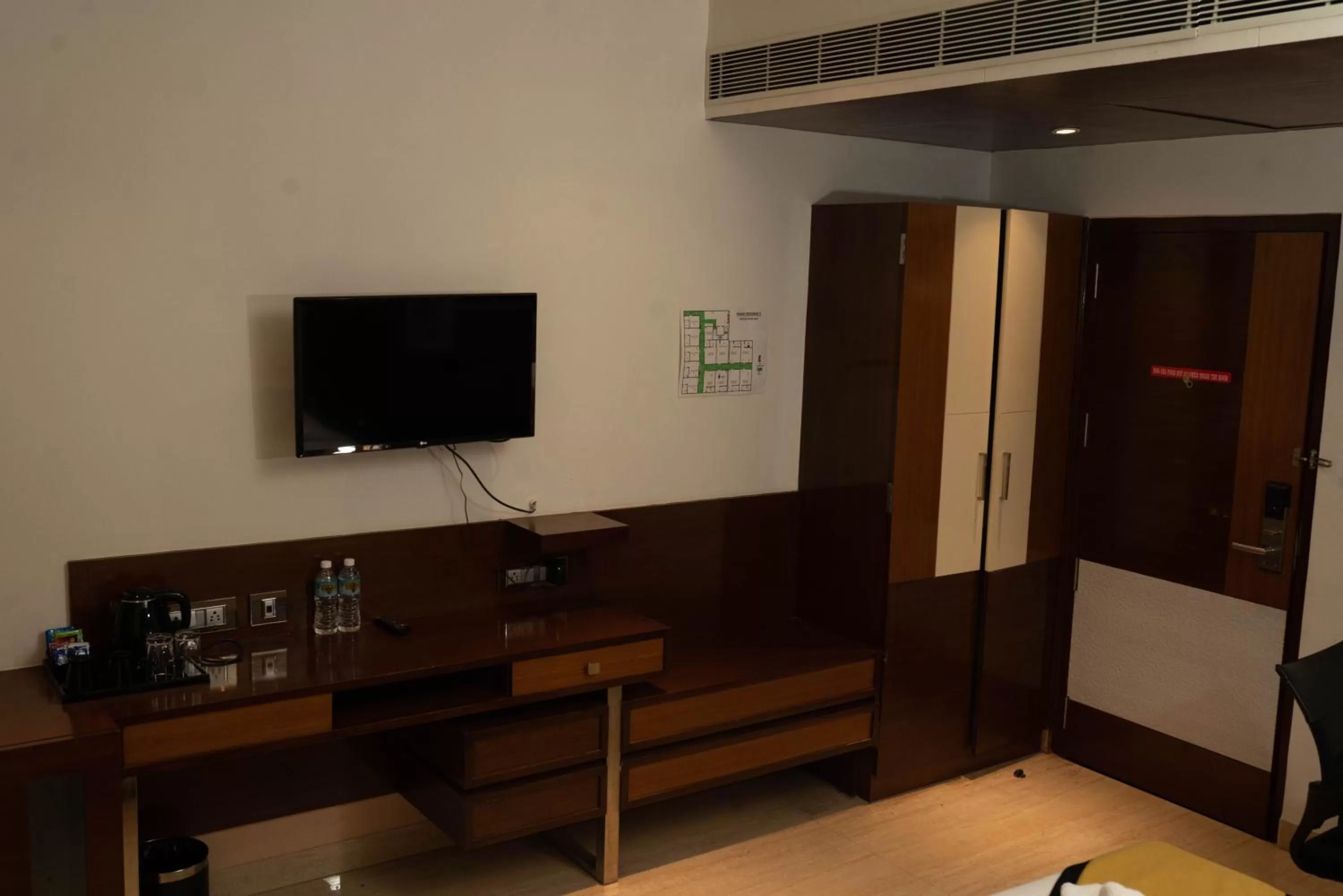 TV and multimedia in Hotel Namo Residency