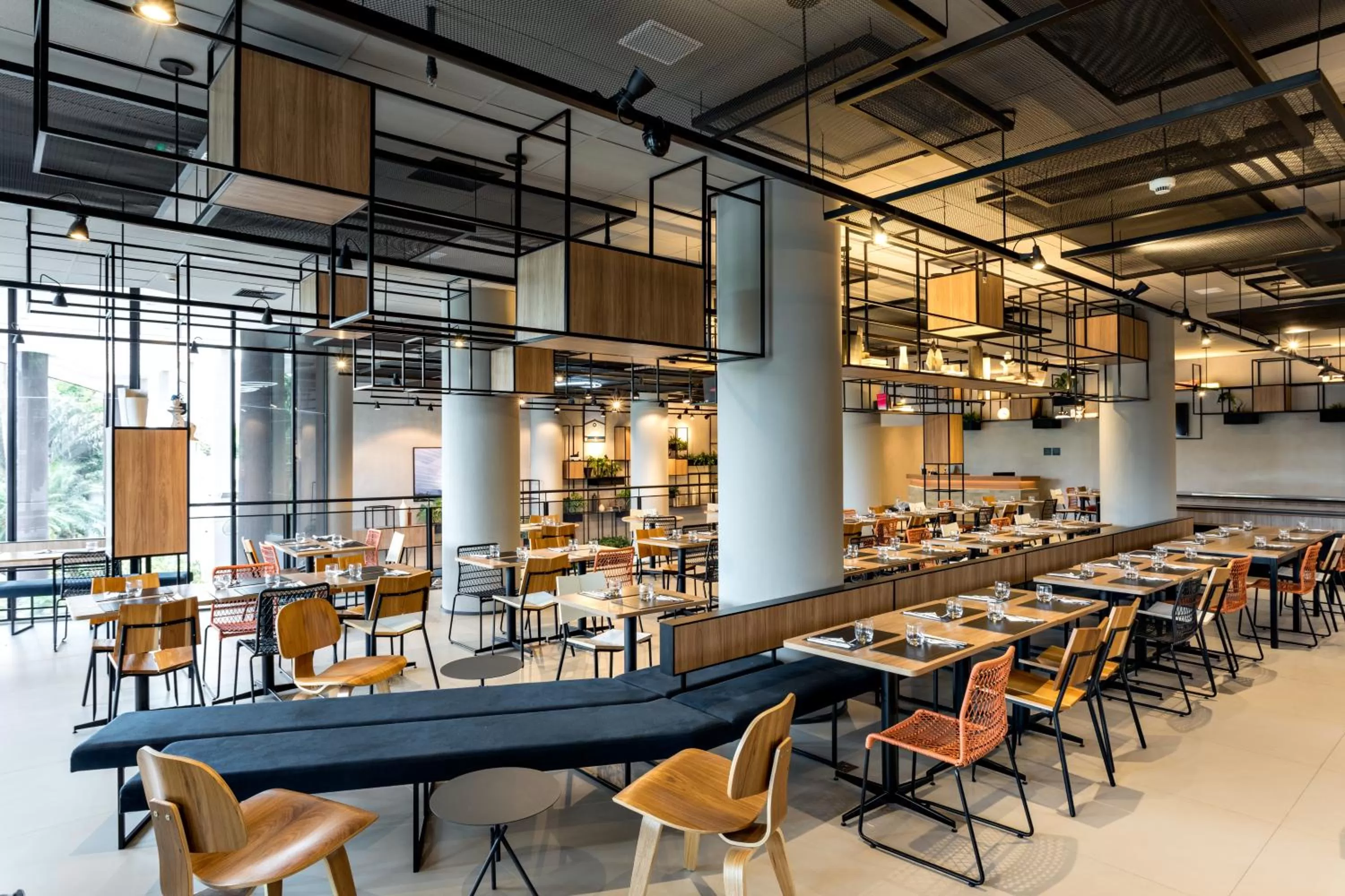 Restaurant/places to eat in ibis Sao Paulo Barra Funda