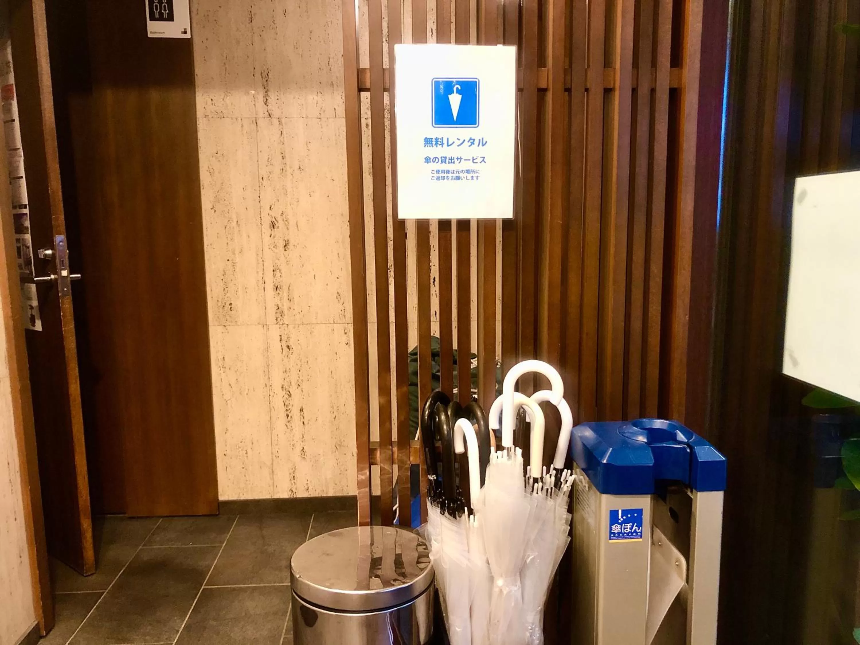 Lobby or reception in Pod Select Hotel Shinjuku