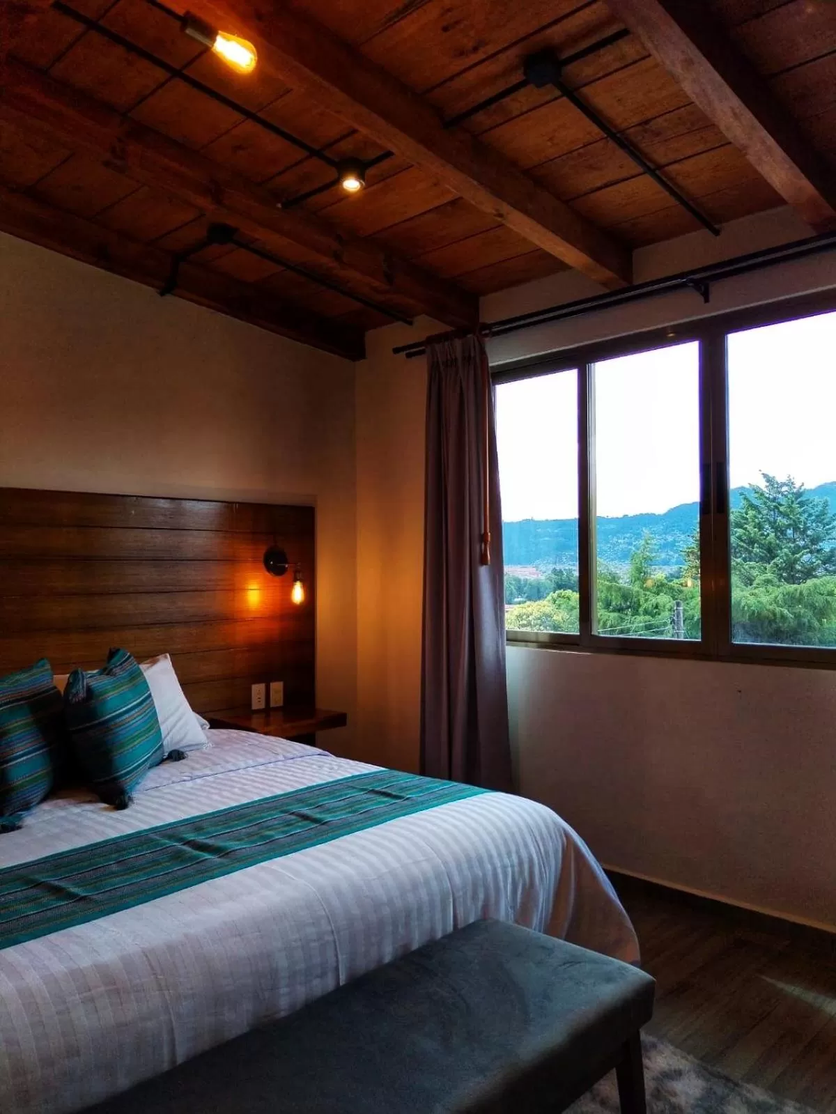 On site, Bed in Na Hotel