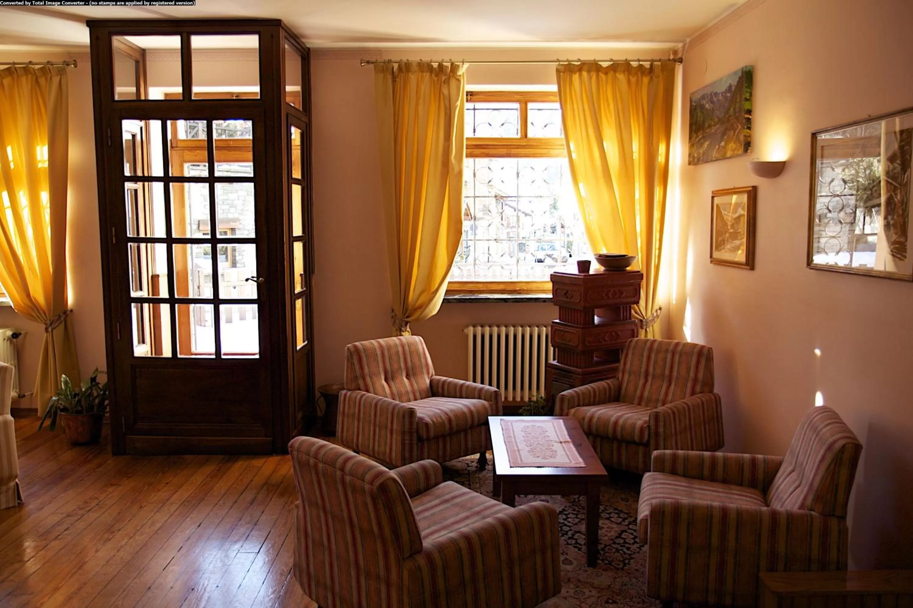 Lobby or reception in Centrale