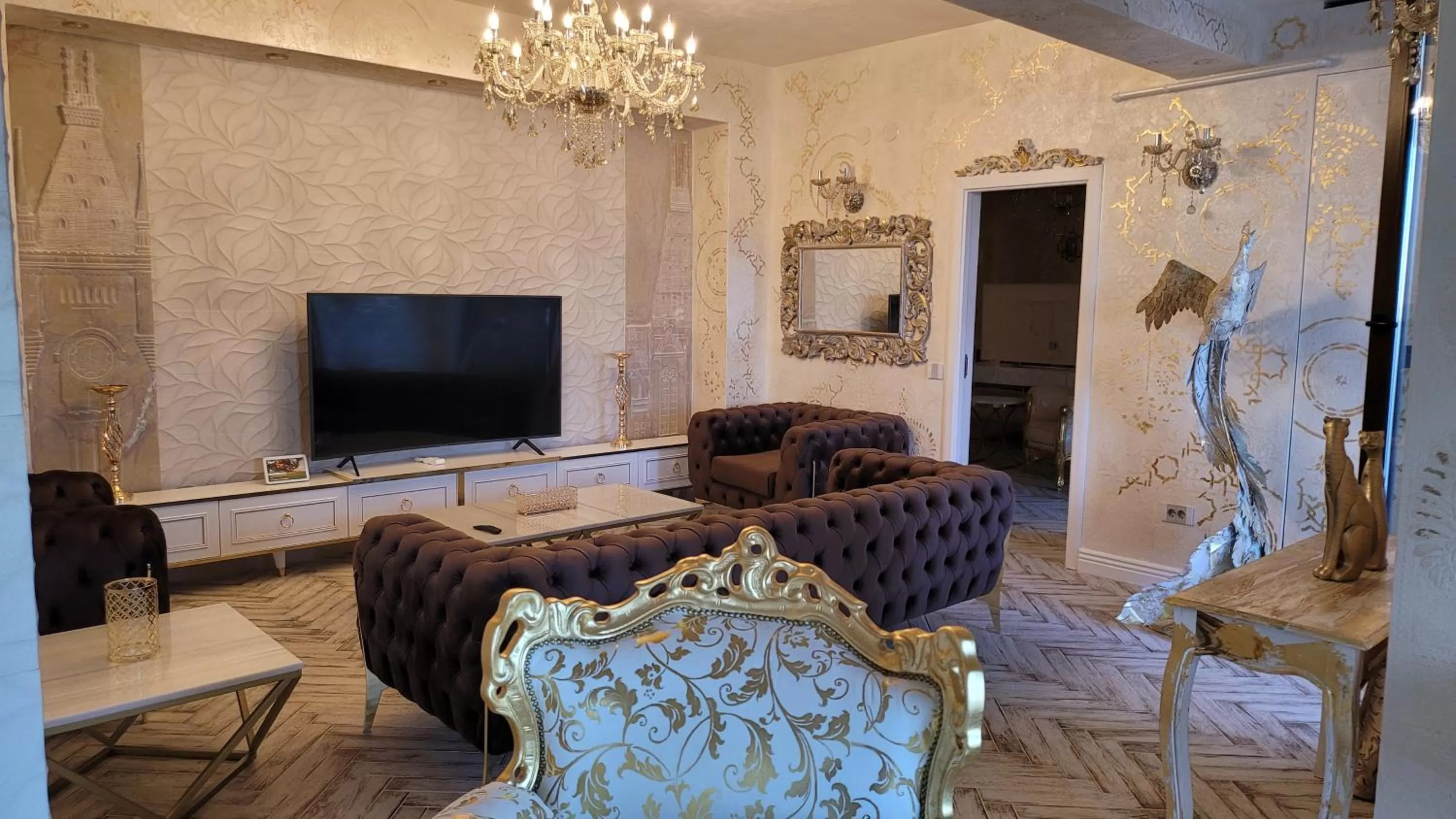 TV and multimedia, TV/Entertainment Center in Terrace Suites Iasi