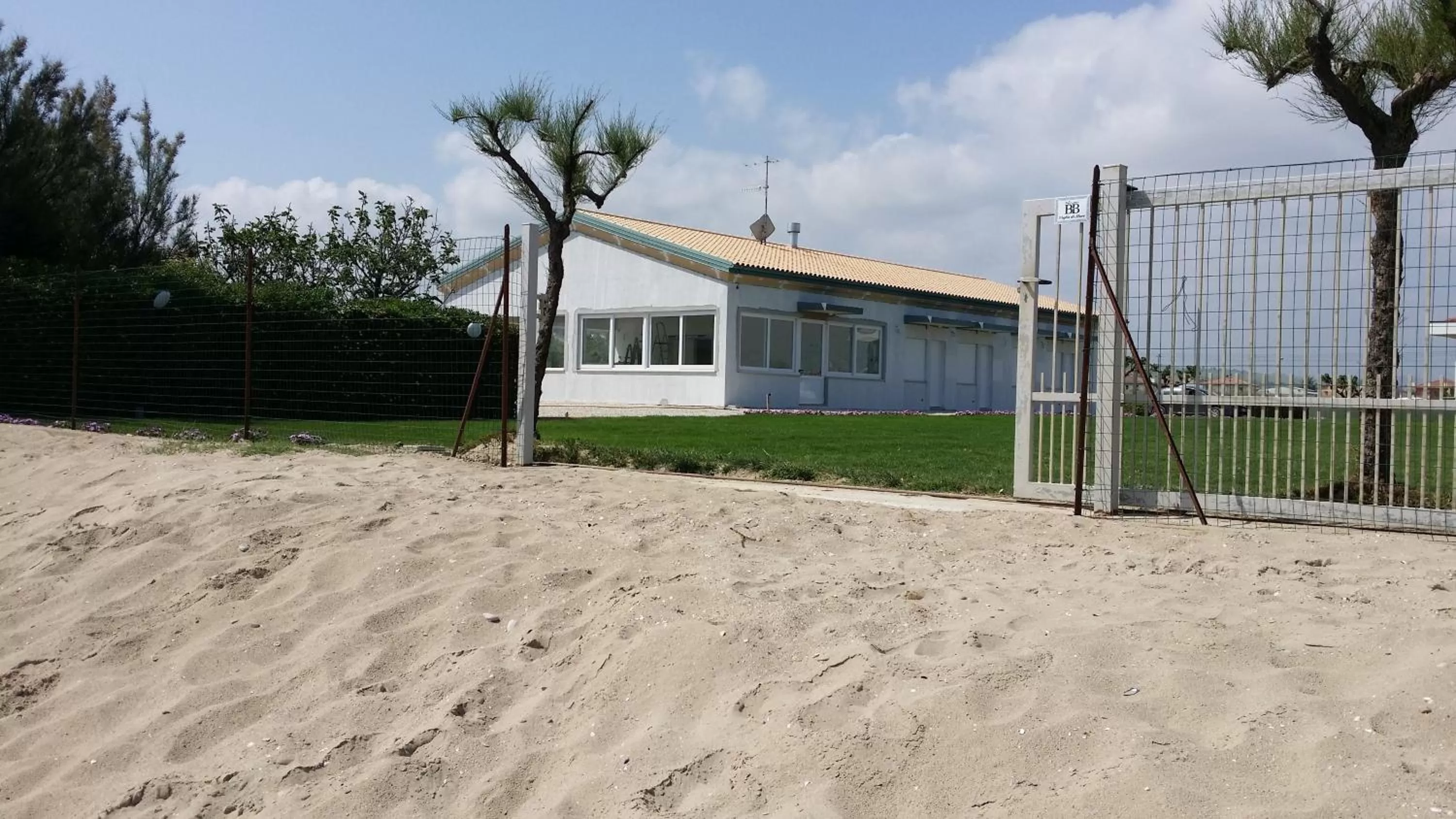 Facade/entrance in Agriturismo Frontemare