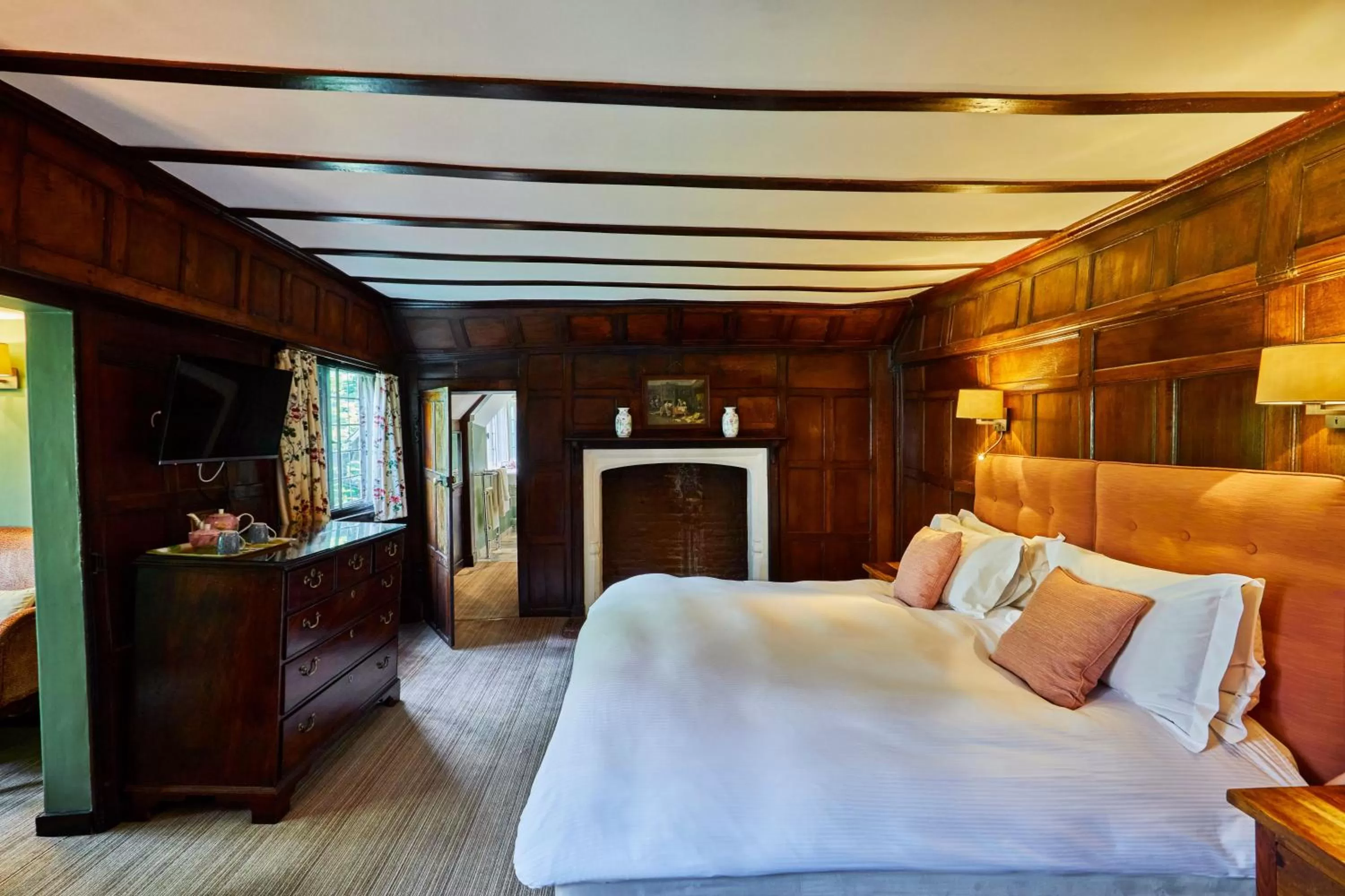 Bed in Ockenden Manor Hotel & Spa