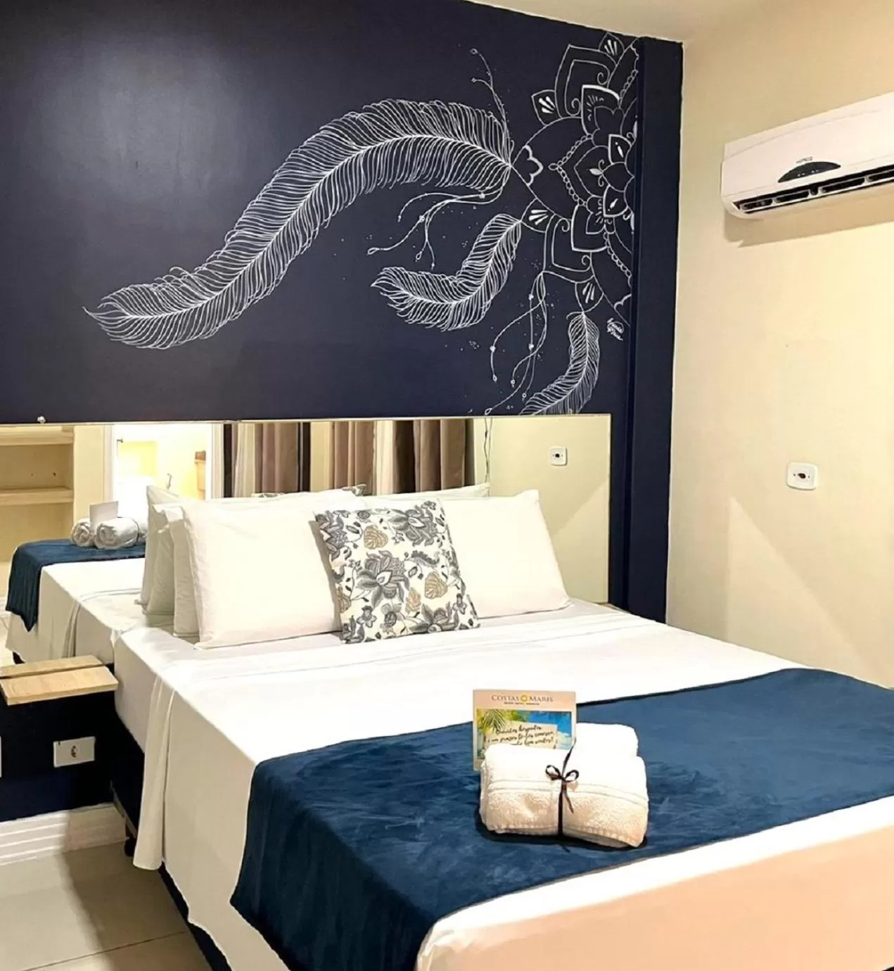 air conditioner, Bed in Costa Maris Beach Hotel Frente Mar