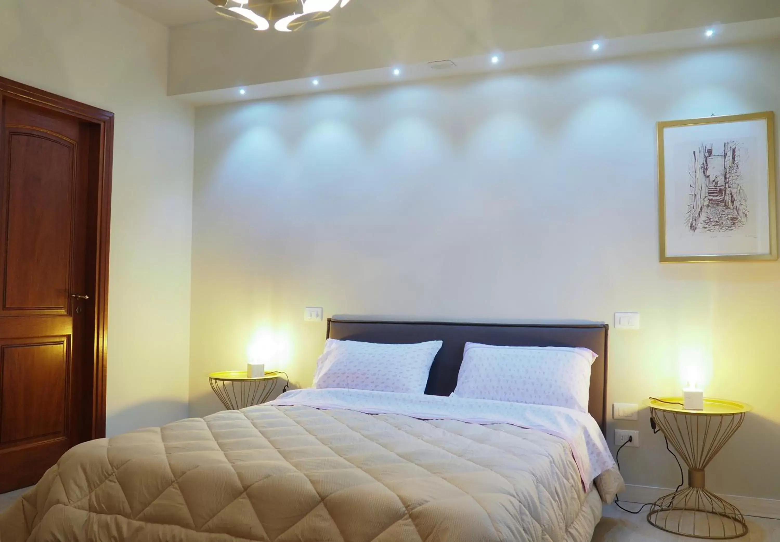 King Room with Garden View - single occupancy in Parnasus King Room with Garden View - single occupancy in Parnasus