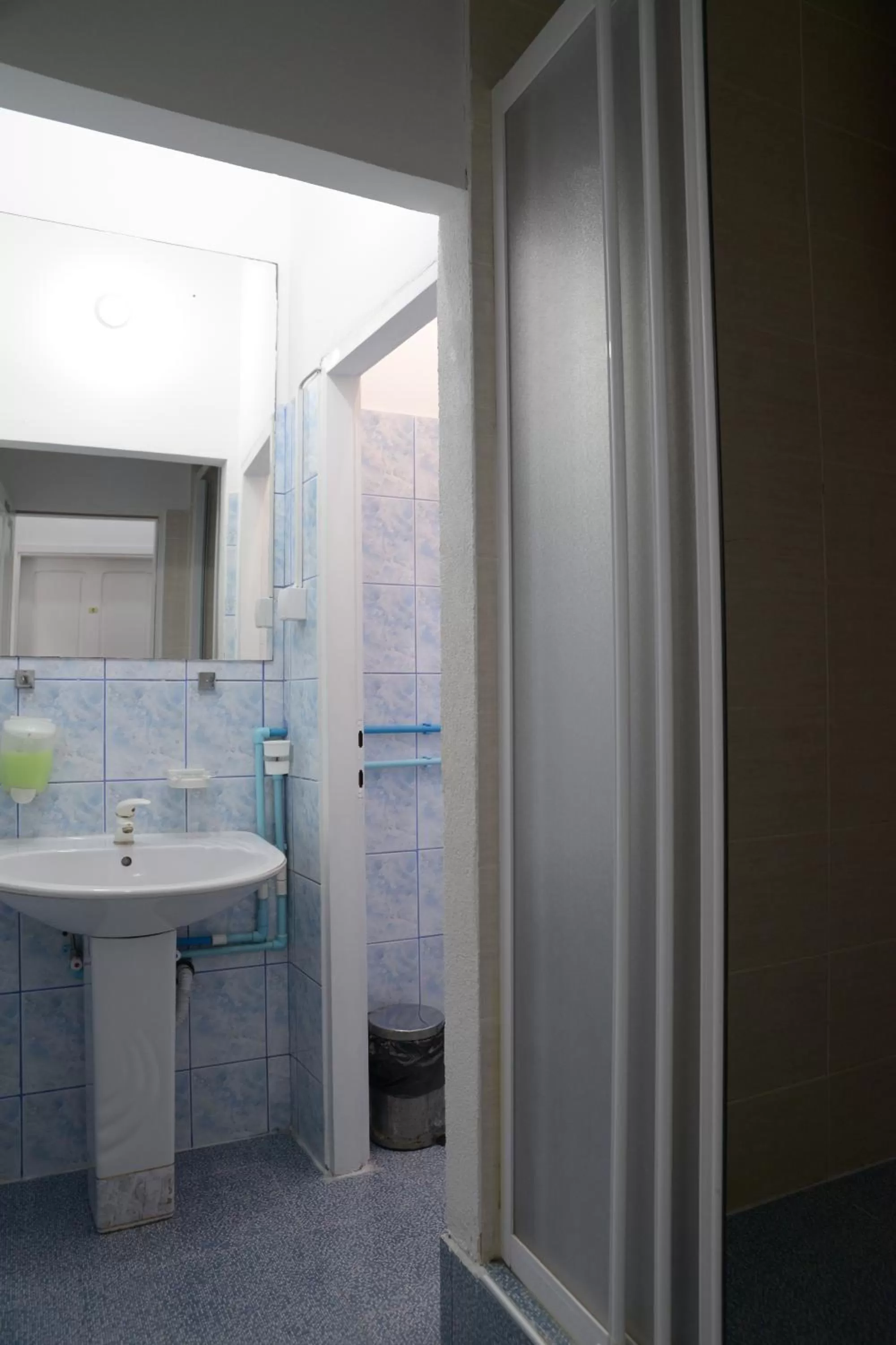 Bathroom in Guest House GOLDEN COIN