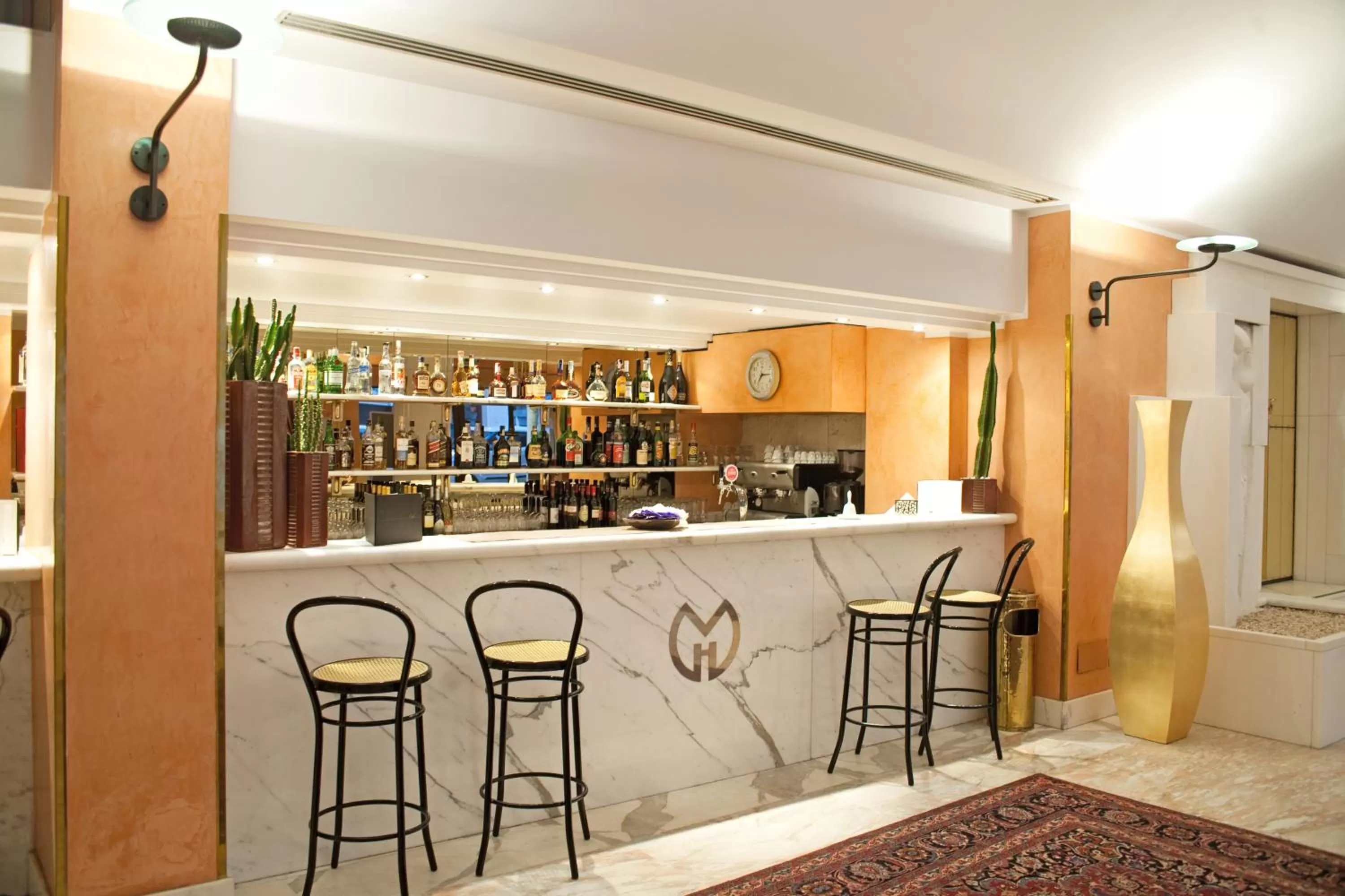 Lounge or bar in Hotel Giberti & Spa