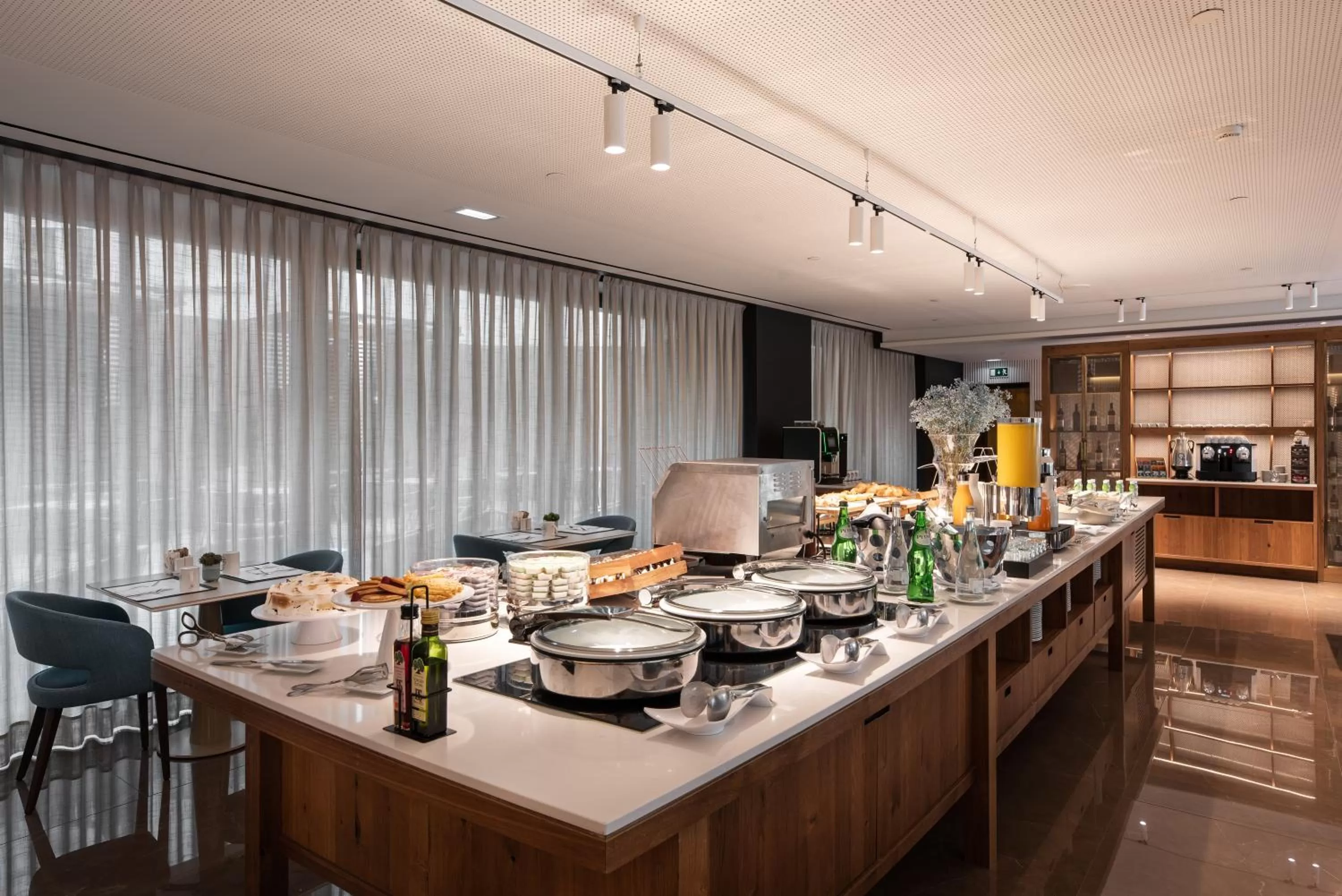 Breakfast in Eurostars Aliados