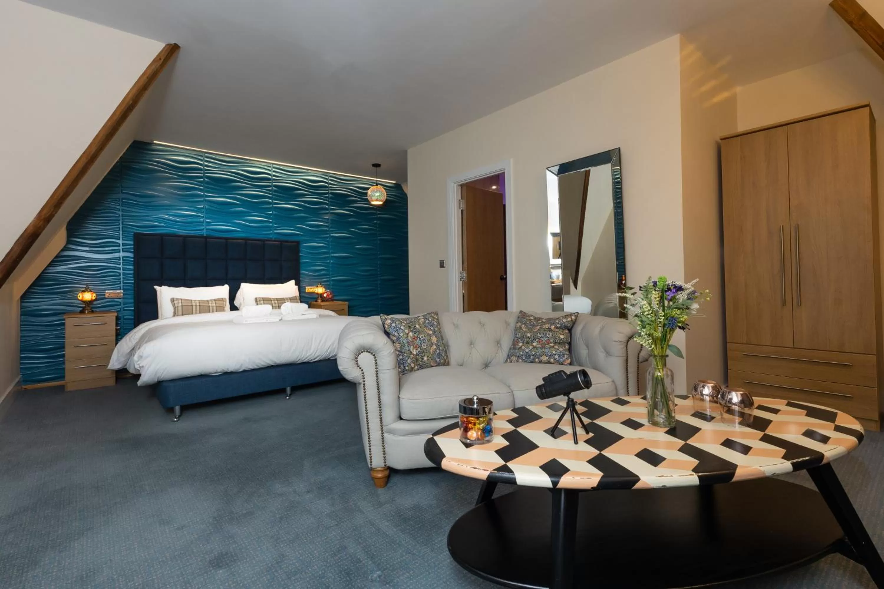 Seating area, Bed in Marine Lodge