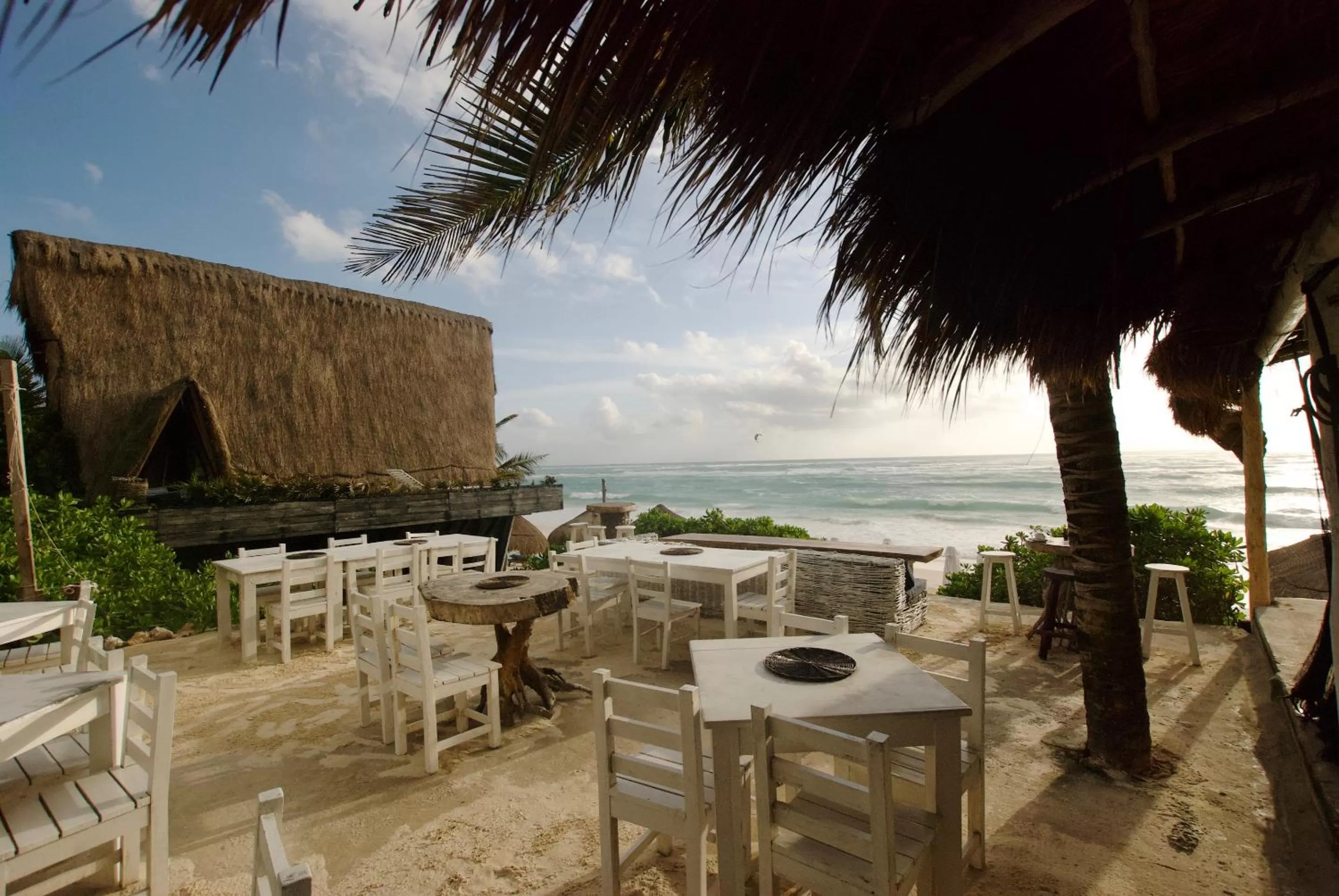 Restaurant/Places to Eat in Hotel Zulum