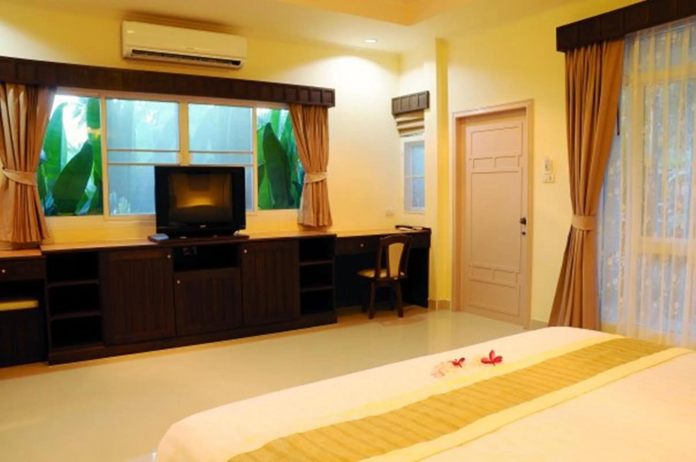 TV and multimedia, Bed in Villa Wanida Garden Resort