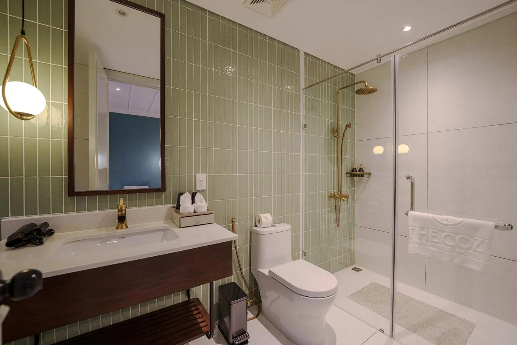 Shower in Cozy An Boutique Hotel Hoian