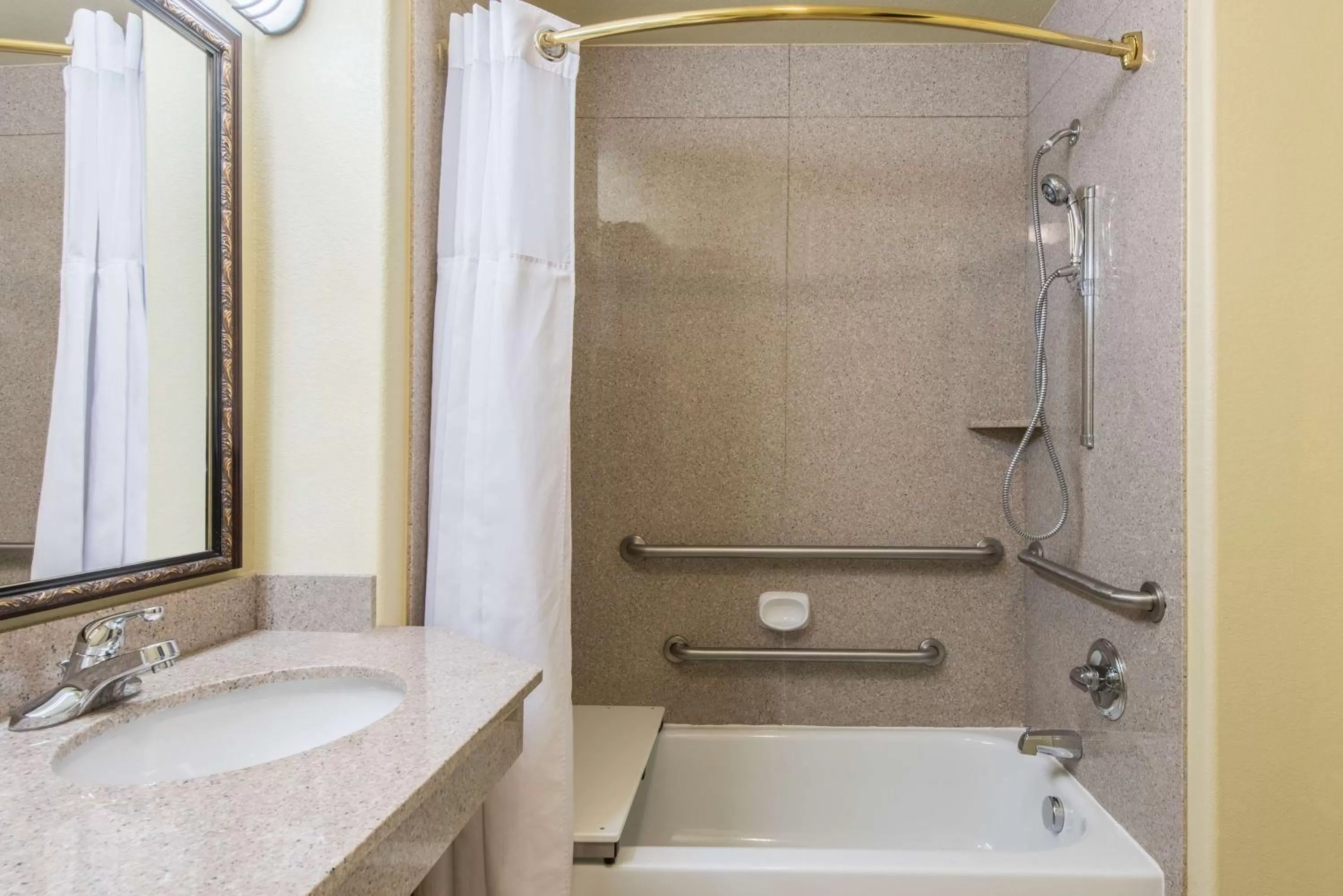 1 King Bed, Mobility/Hearing Access Studio Suite, Roll-in Shower, Non-Smoking in Baymont by Wyndham Wichita Falls