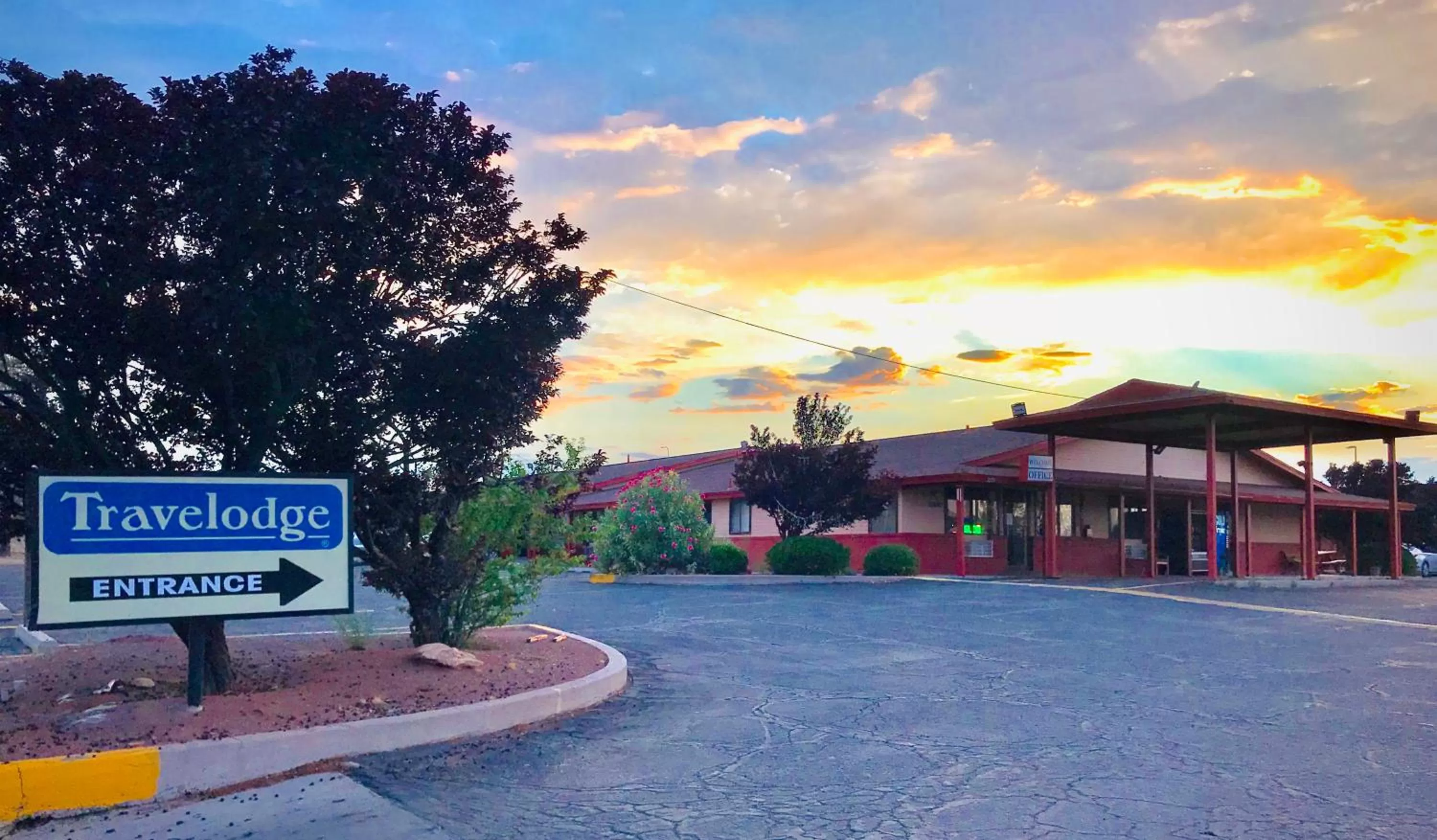 Property logo or sign in Travelodge by Wyndham Truth or Consequences