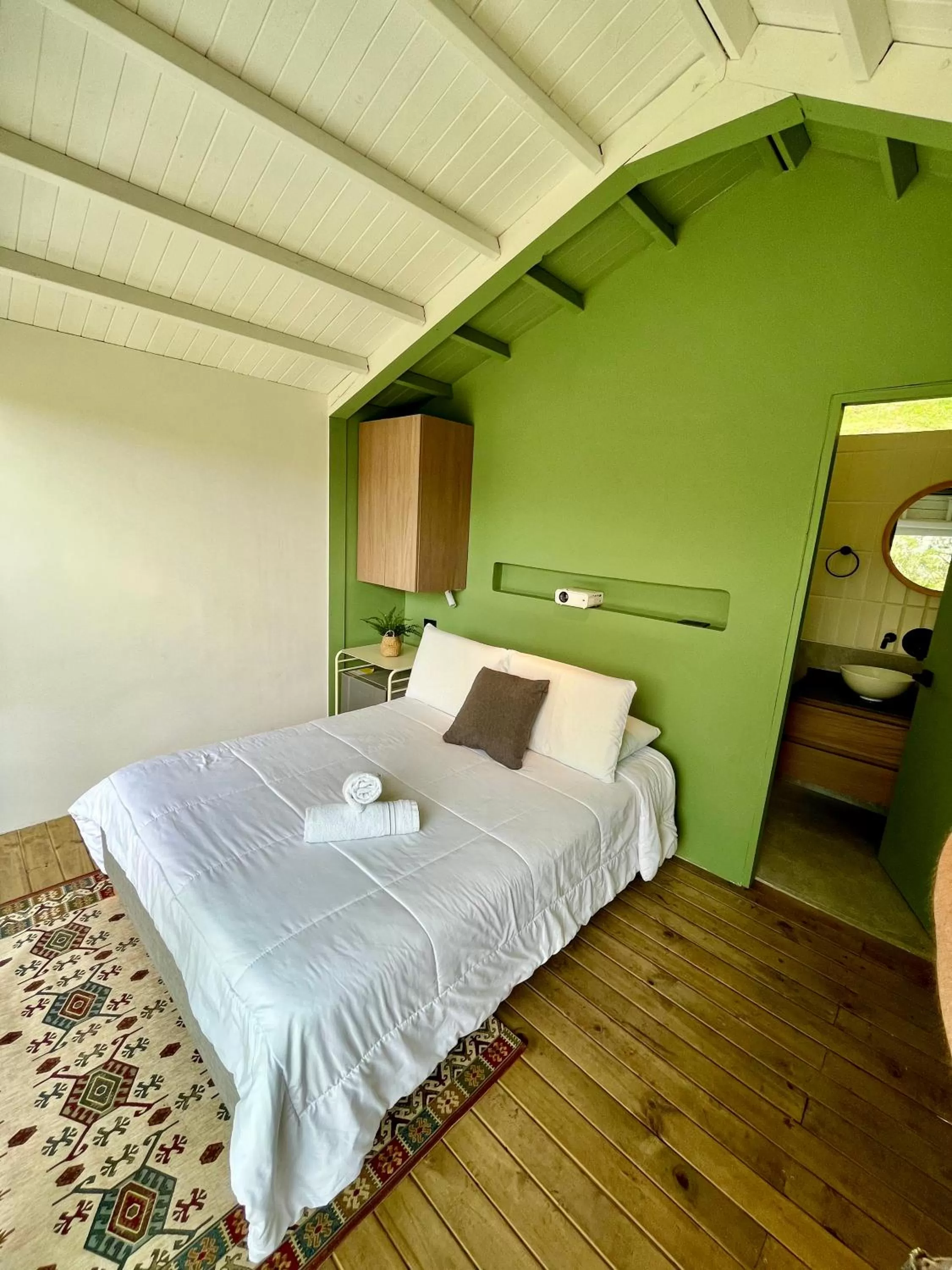 Bed in Soy Local Guatape