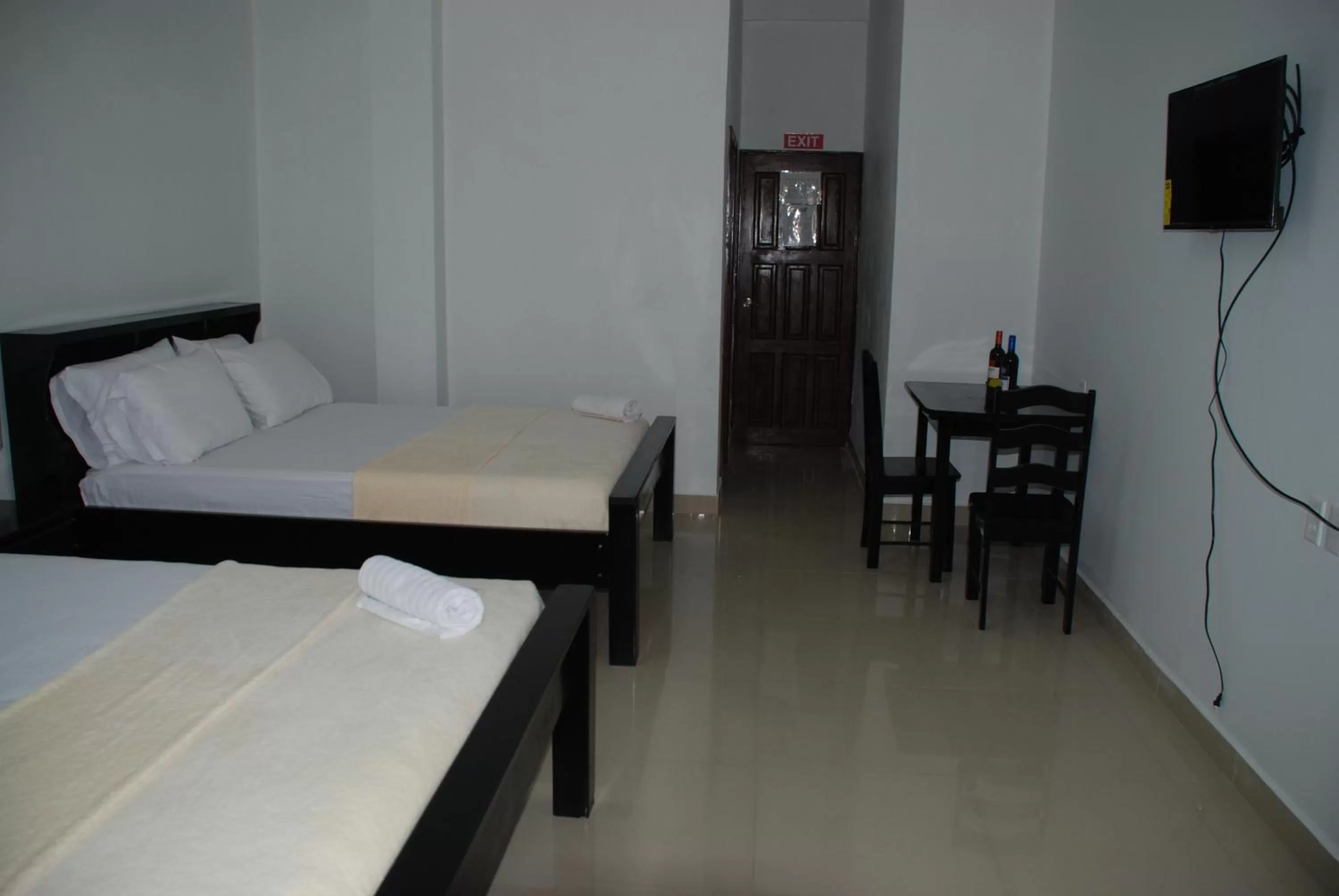 Hotel Coastalbay 2 & Golf Cart Rental