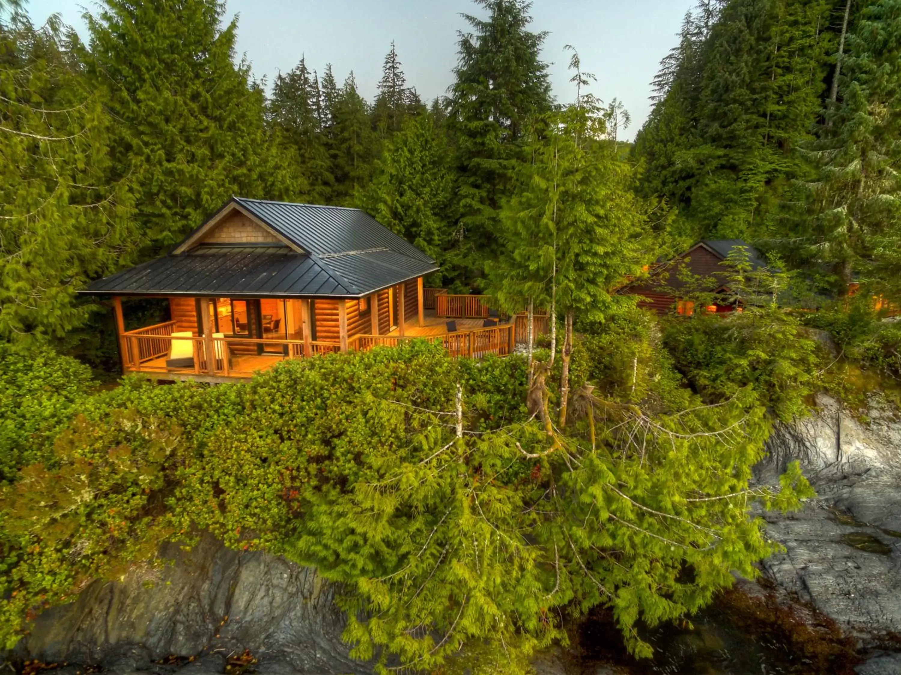 Viewpoint Penthouse - Not Pet Friendly in Wild Renfrew Seaside Cottages Viewpoint Penthouse - Not Pet Friendly in Wild Renfrew Seaside Cottages