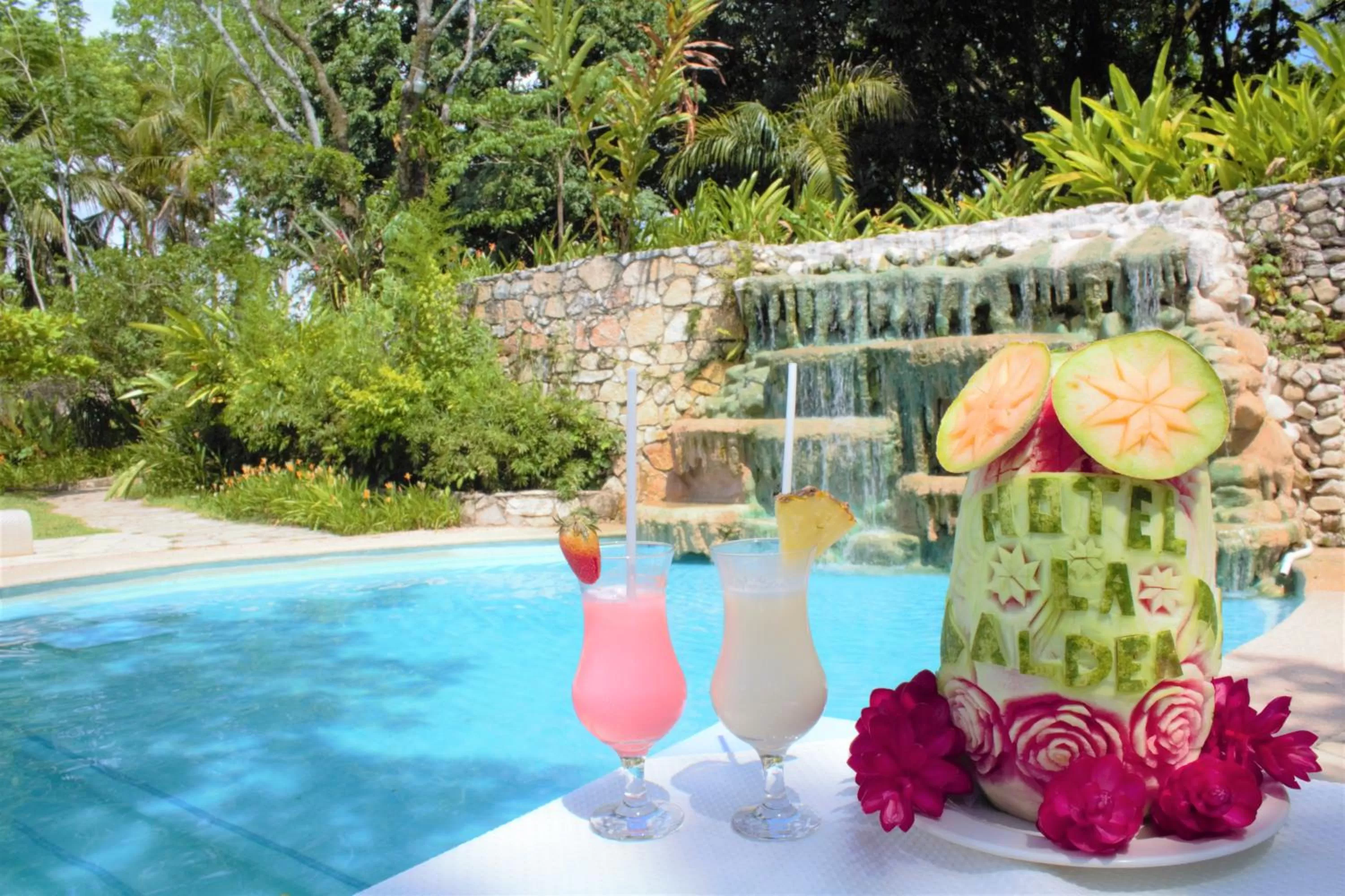 Swimming pool in Hotel La Aldea del Halach Huinic