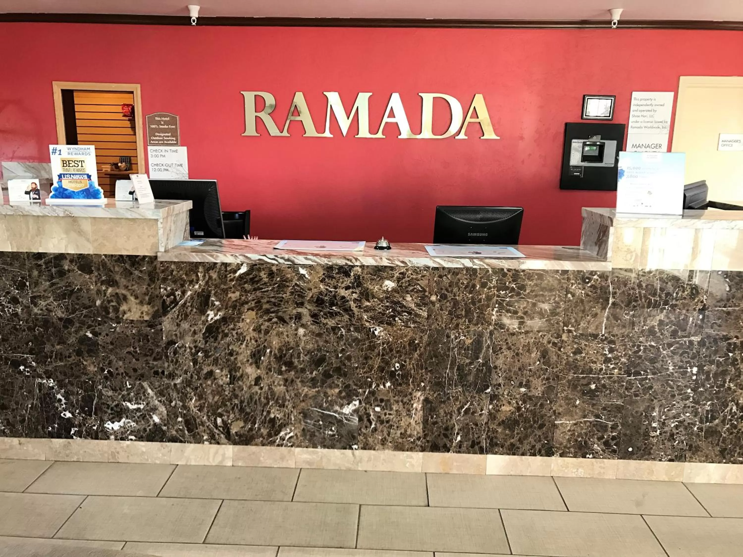 Lobby or reception in Ramada by Wyndham Draper, Utah