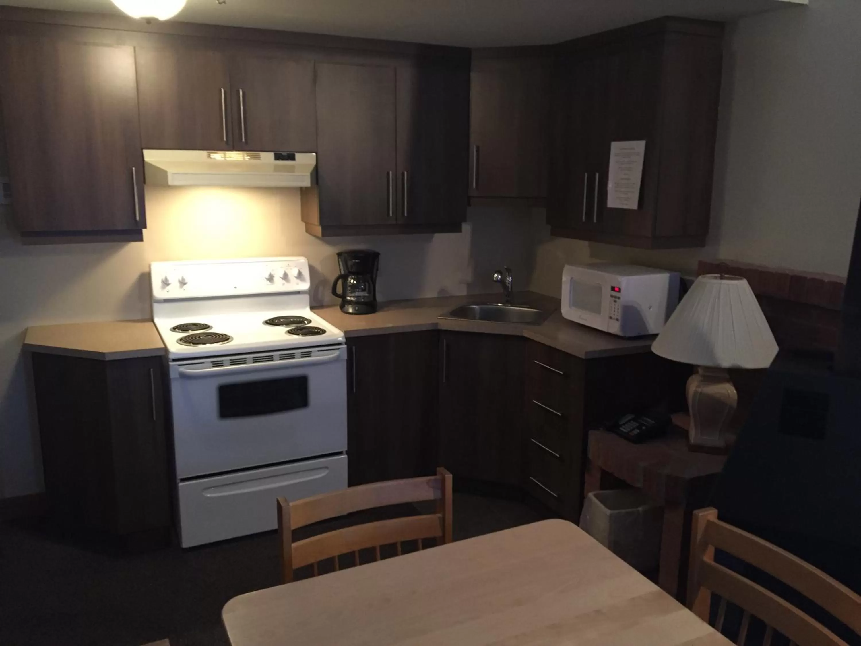 Kitchen or kitchenette, Kitchen/Kitchenette in Complexe les neiges