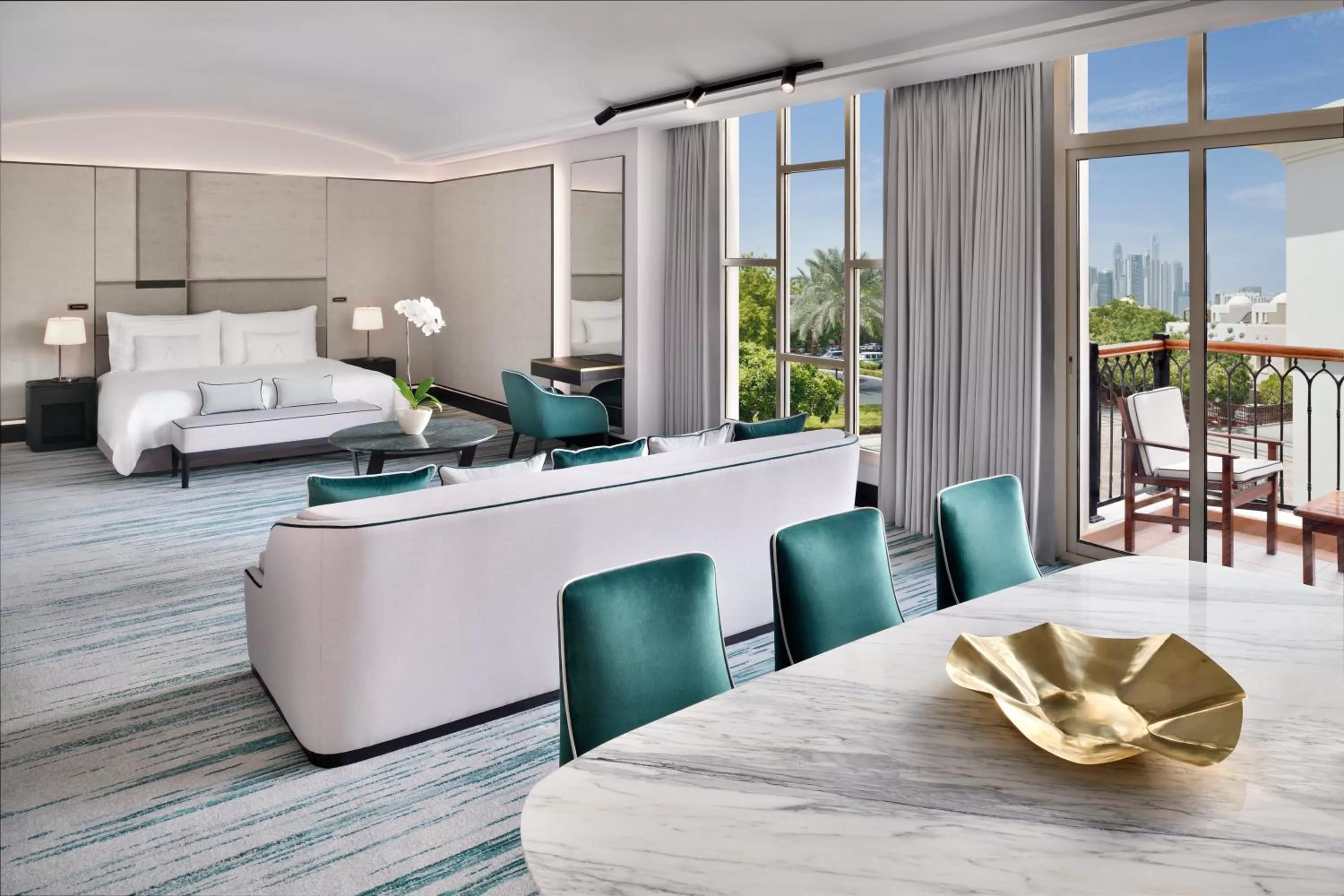 Bathroom, Bed in Address Montgomerie