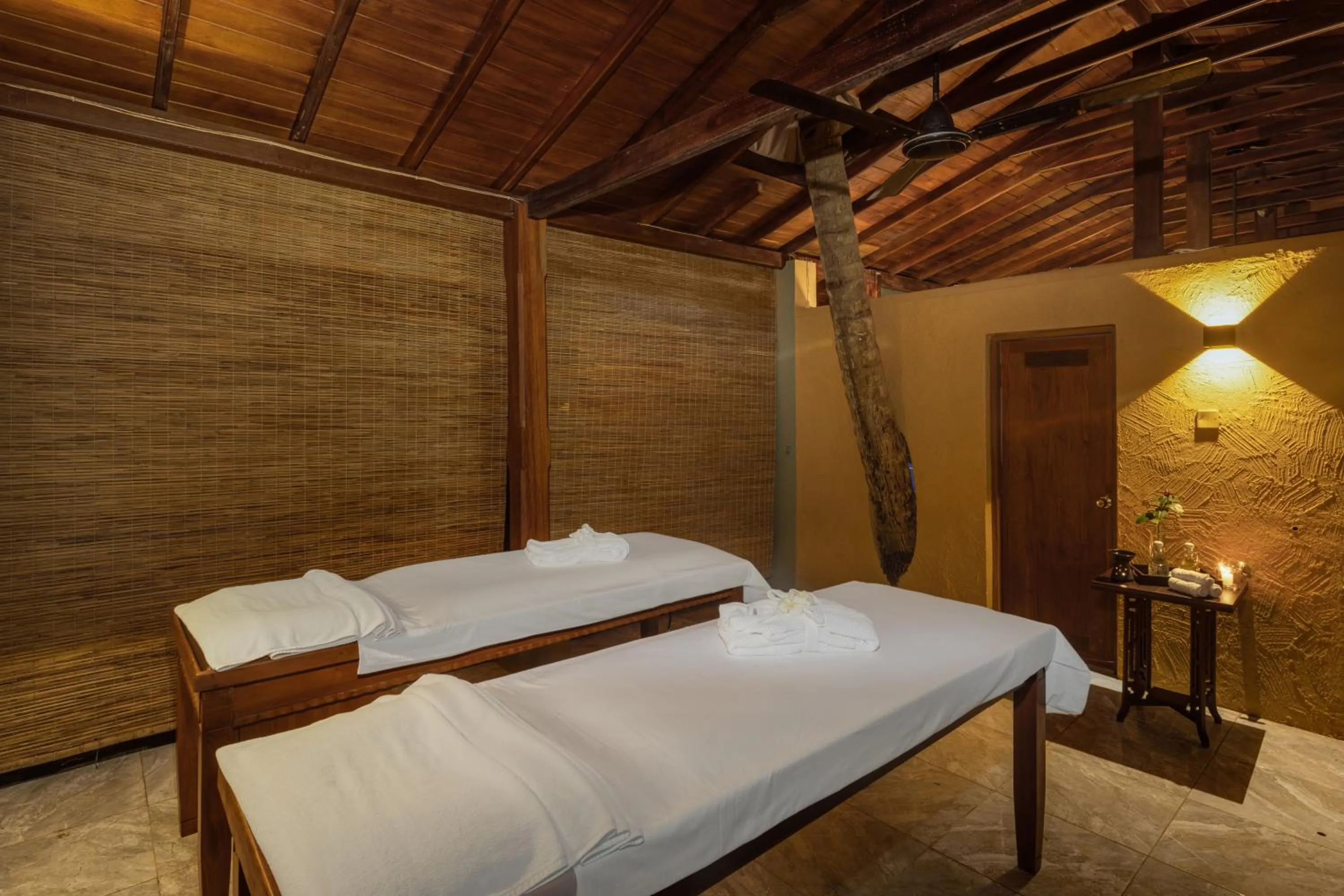 Massage, Bed in Occidental Eden Beruwala