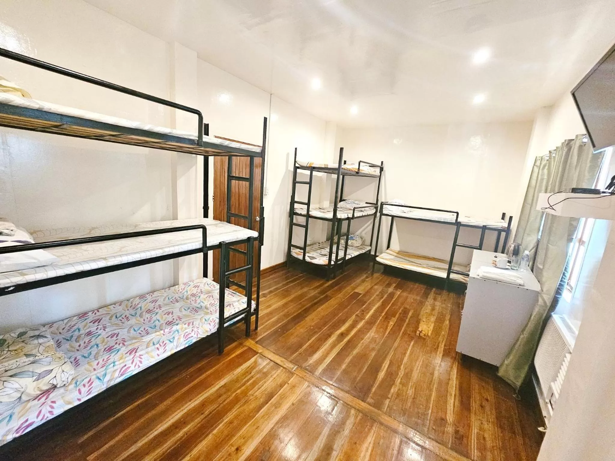 8-Bed Mixed Dormitory Room in The Gabayan Riviera