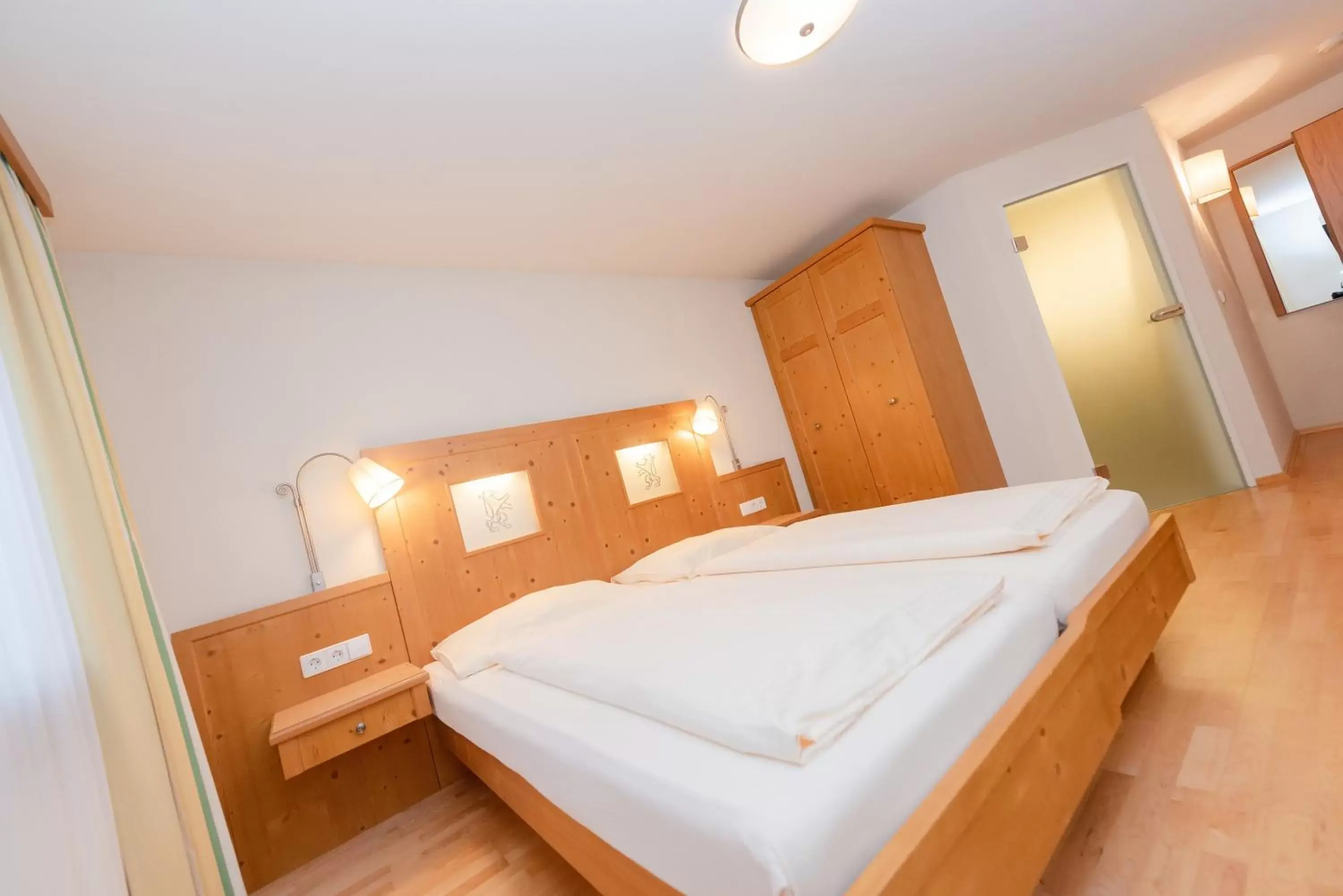 Single Room - single occupancy in Hotel zum Löwen Single Room - single occupancy in Hotel zum Löwen