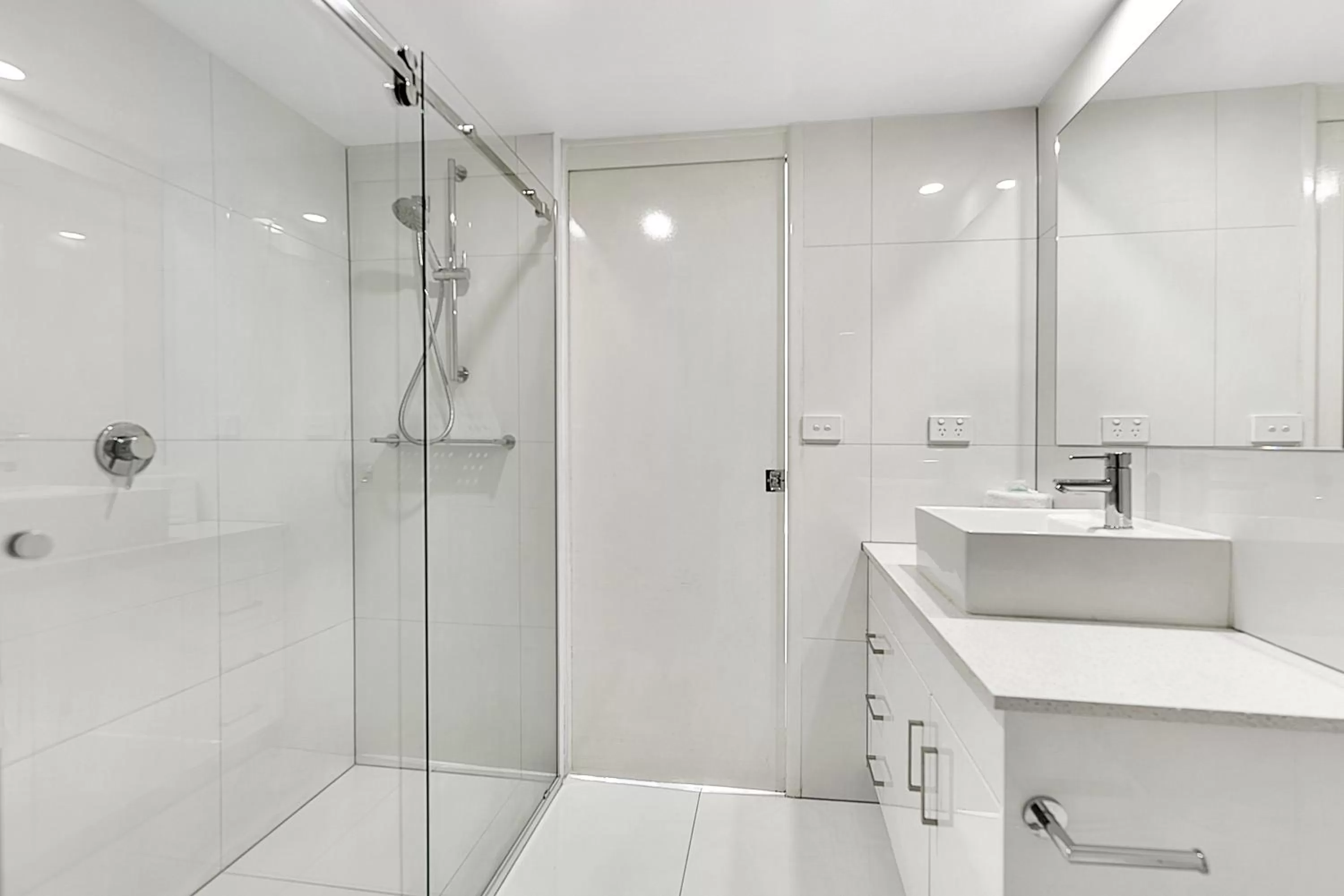Shower in Surfers Century Oceanside Apartments