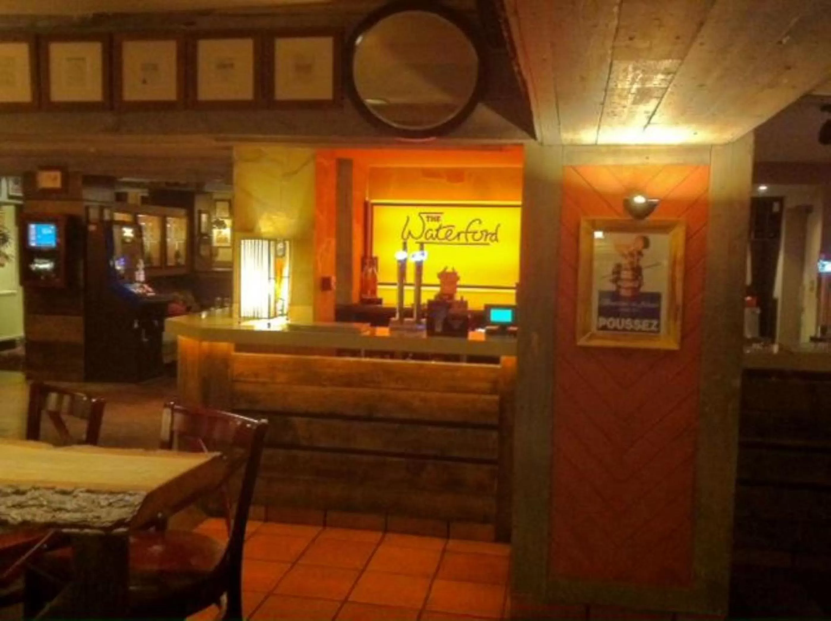 Lounge or bar in Waterford Lodge Hotel