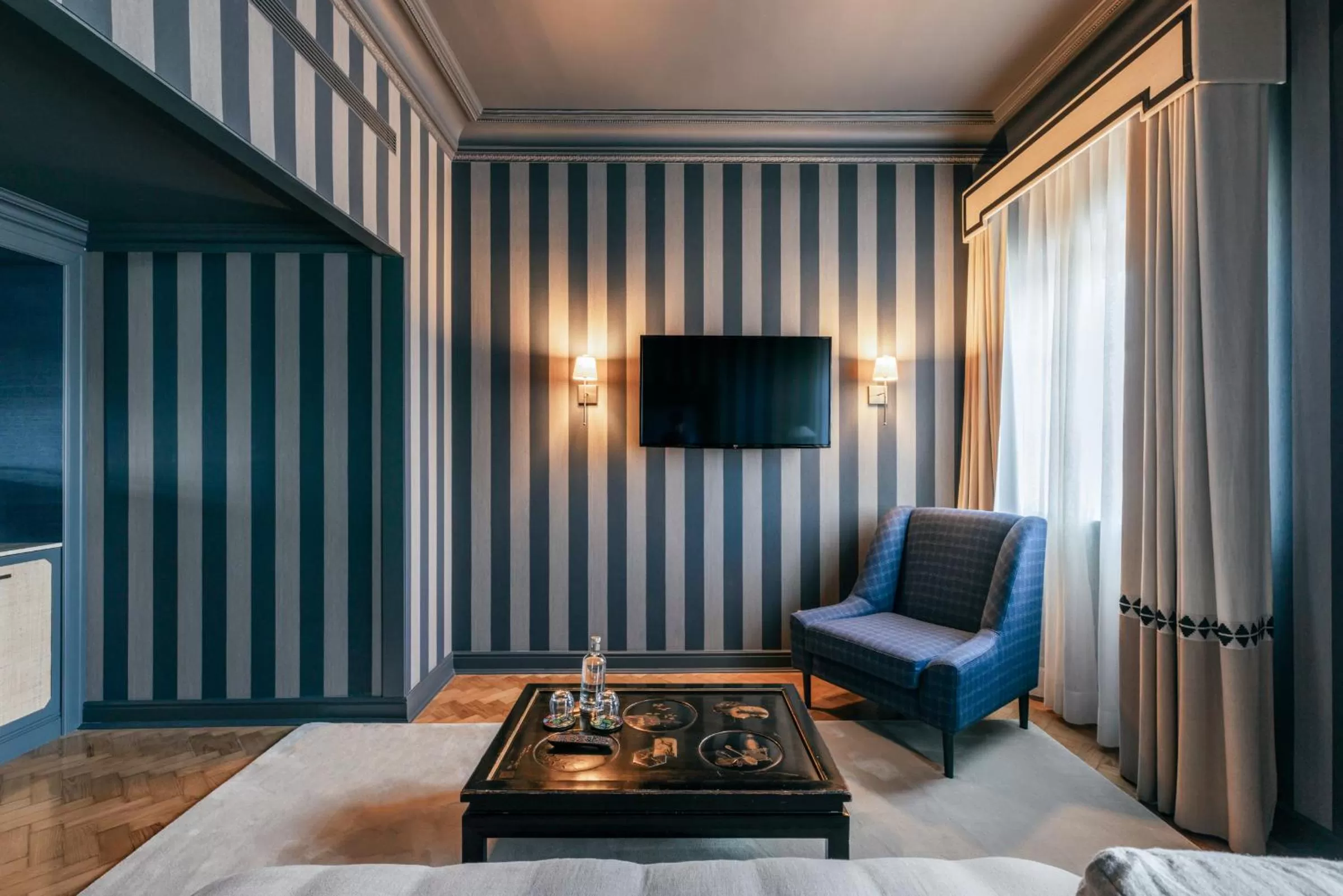 TV and multimedia in Hospes Infante Sagres Porto - Small Luxury Hotels Of The World