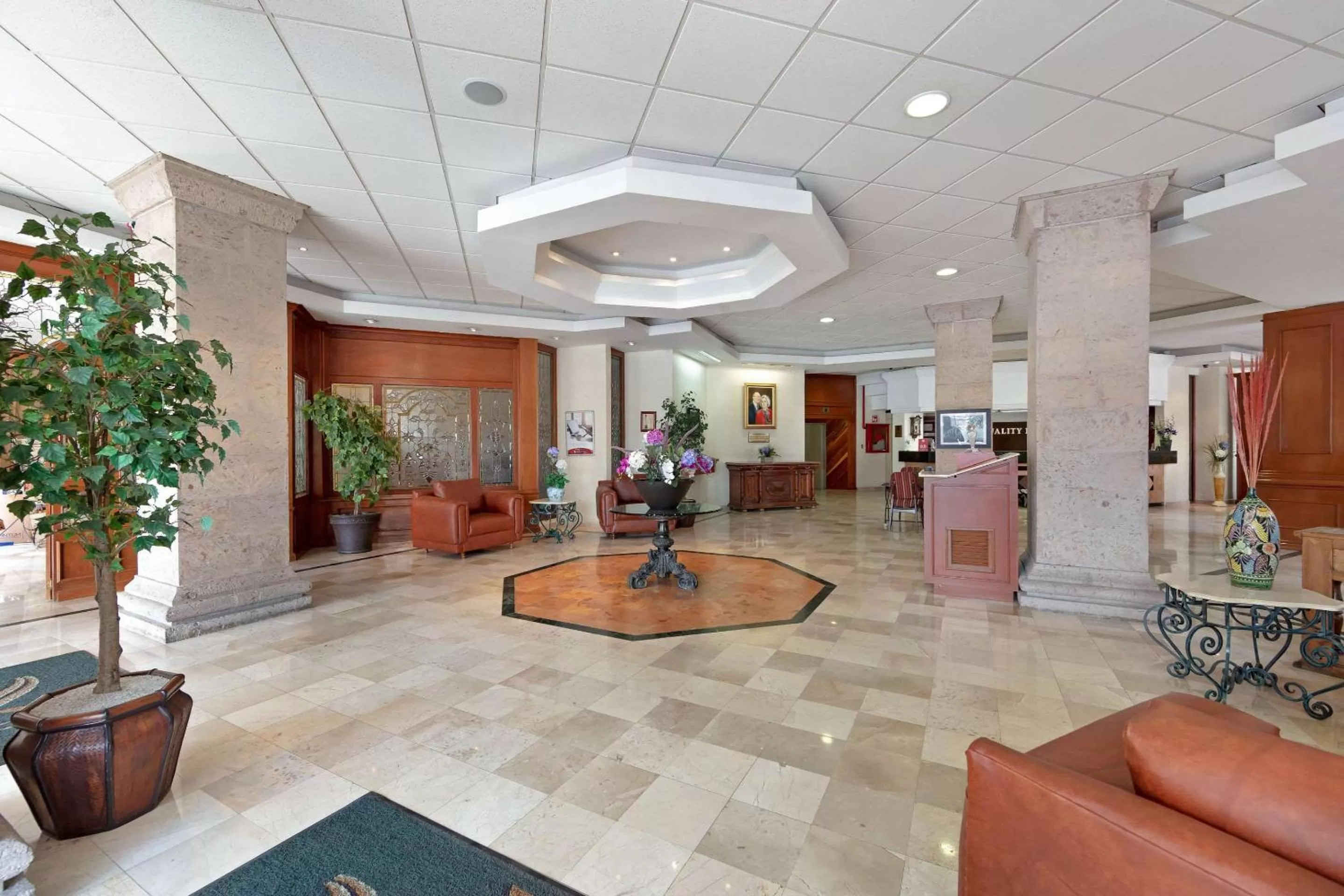Lobby or reception in Quality Inn Aguascalientes