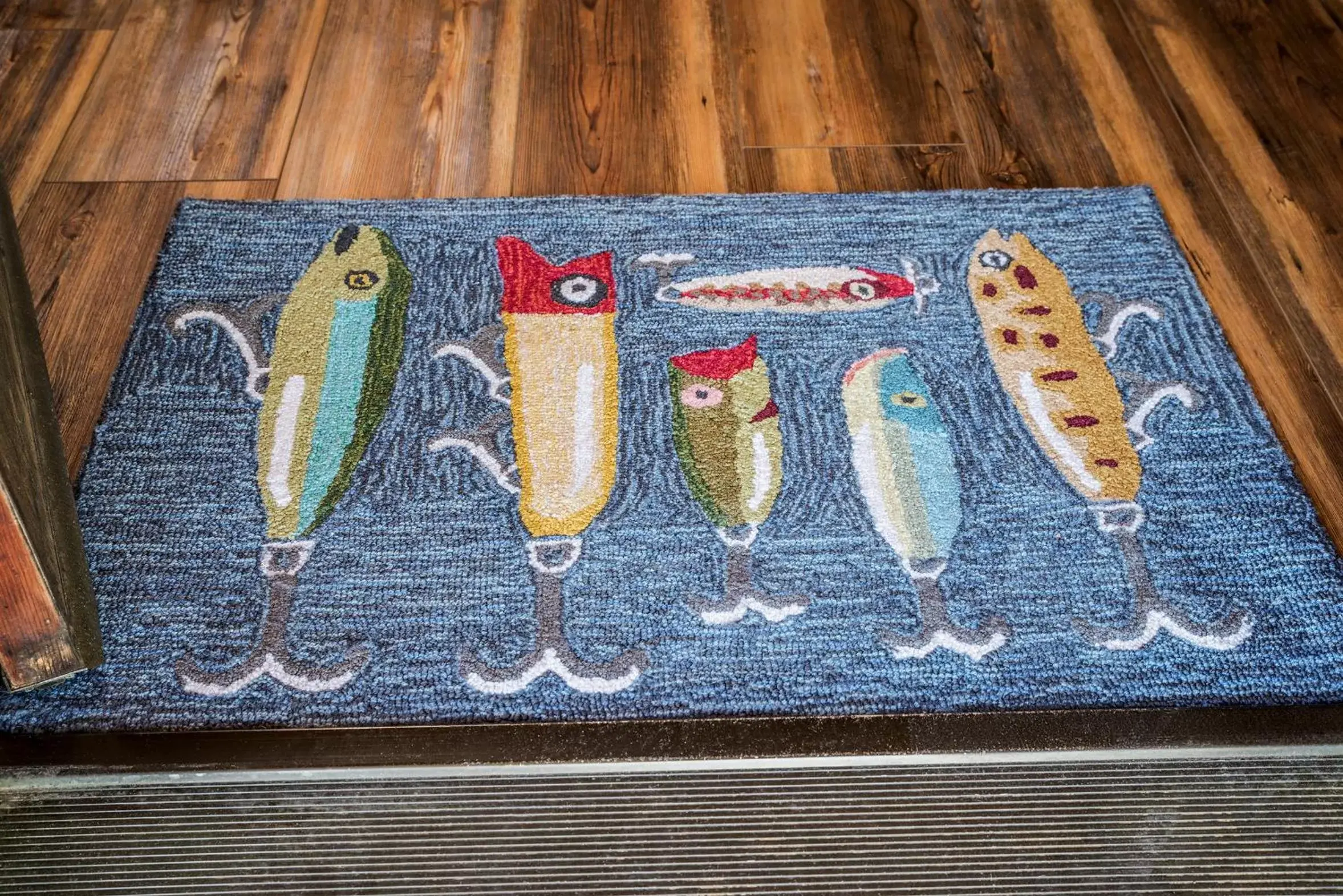 King Room with Mountain View - single occupancy in Triangle C Cabins King Room with Mountain View - single occupancy in Triangle C Cabins