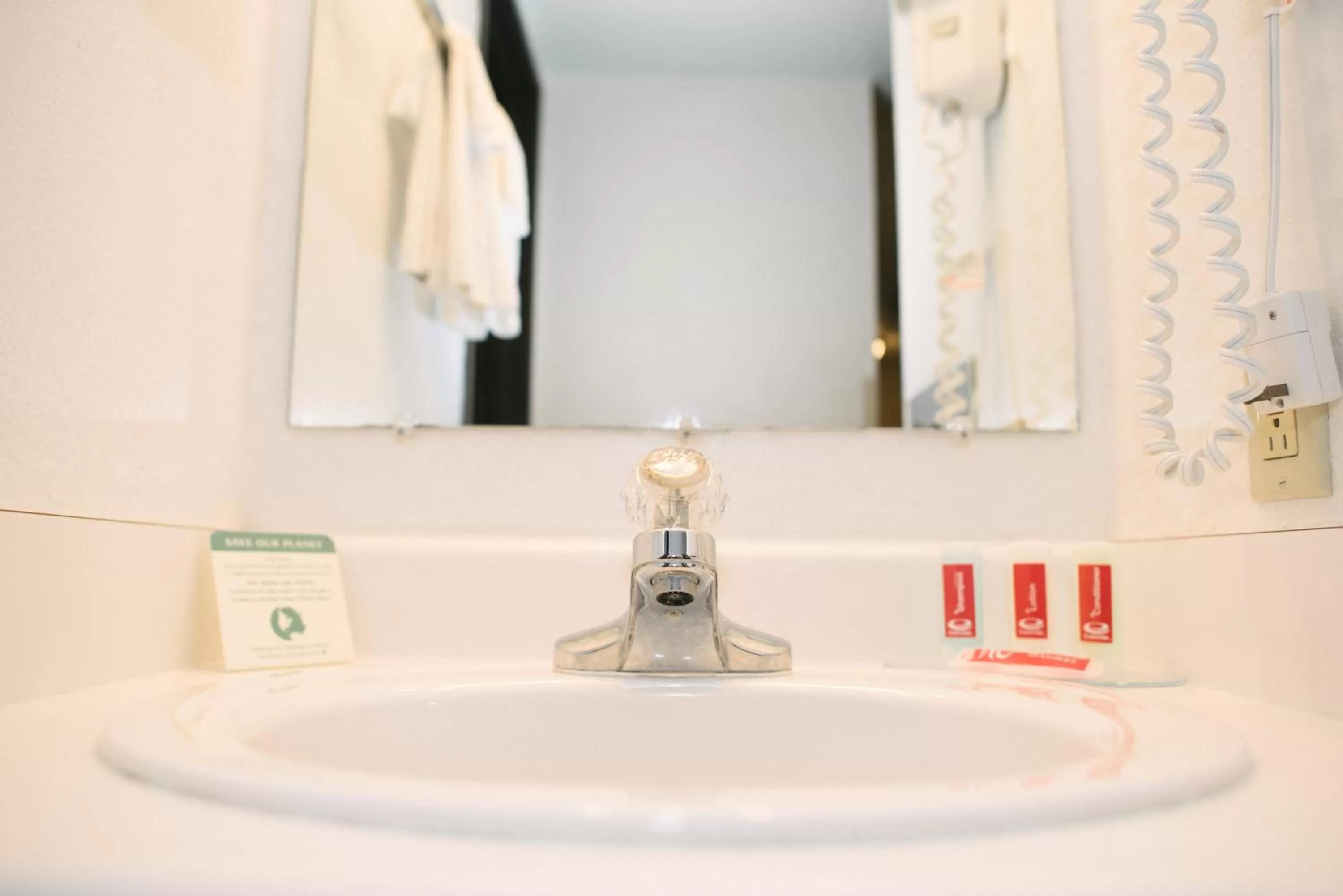 Bathroom in Econo Lodge, Downtown Custer Near Custer State Park and Mt Rushmore