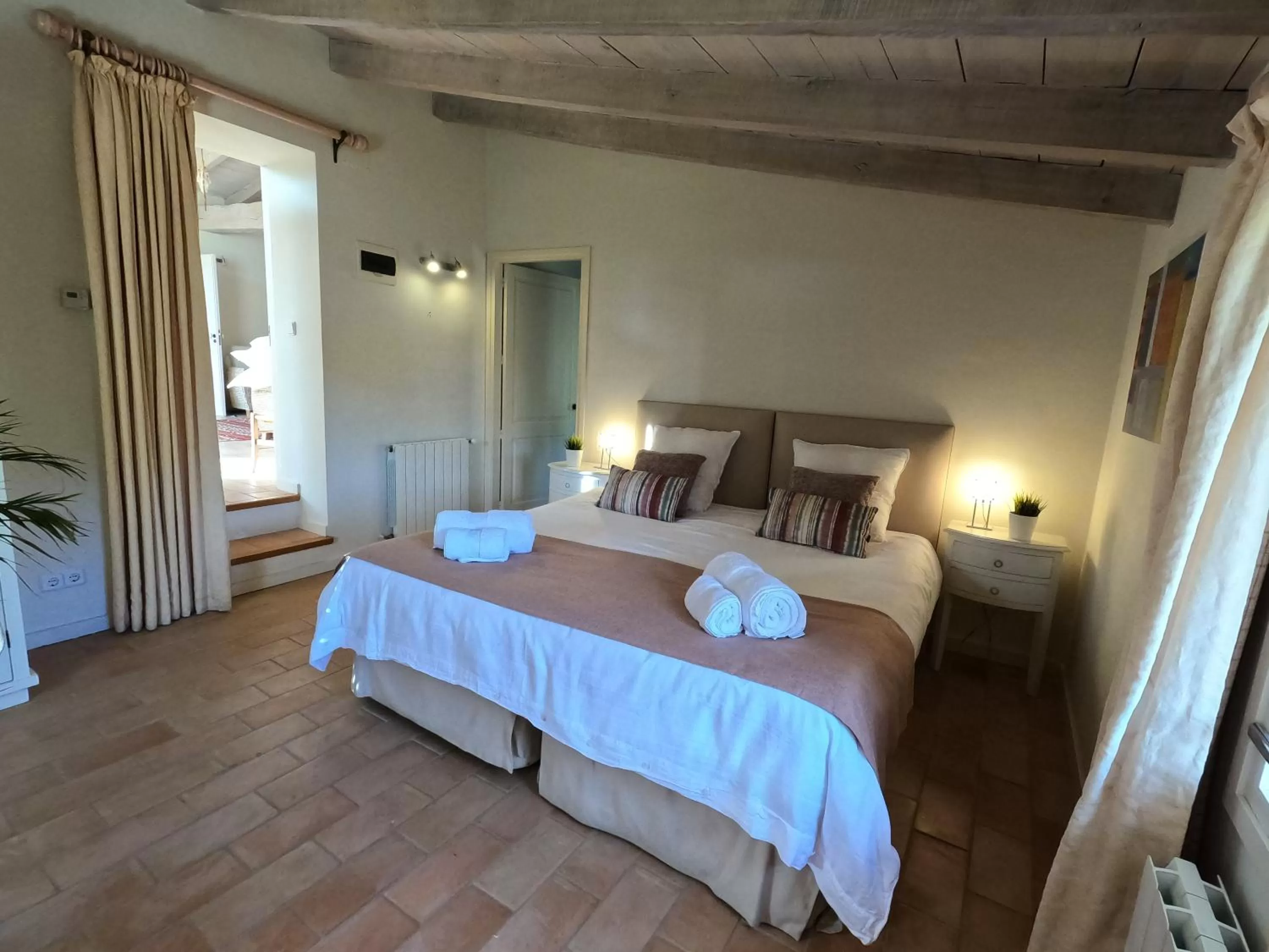 Double Room with Pool View in B&B Can Jan