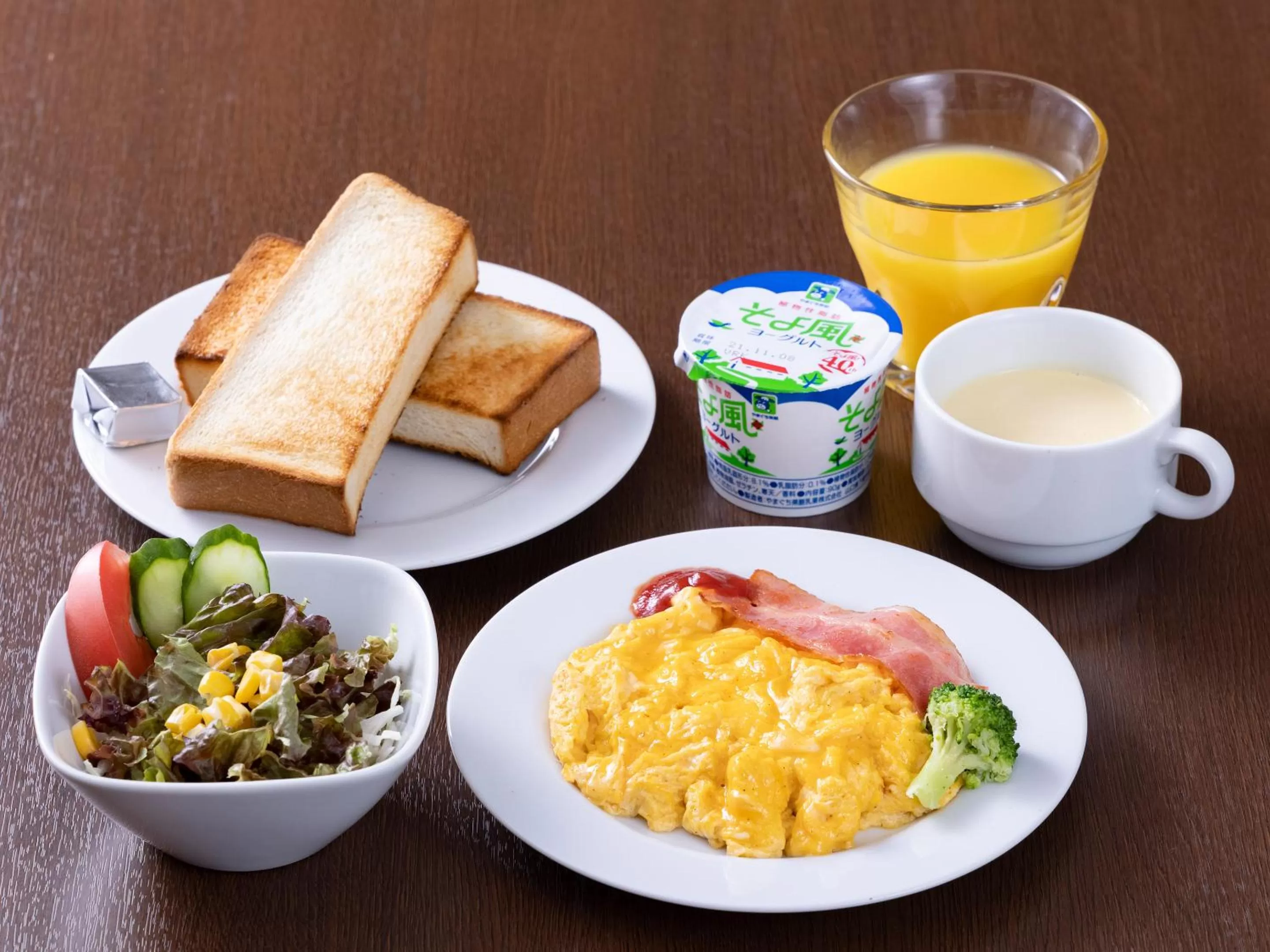 Breakfast in KOKO STAY Shimonoseki - formerly Hotel Wing International Shimonoseki
