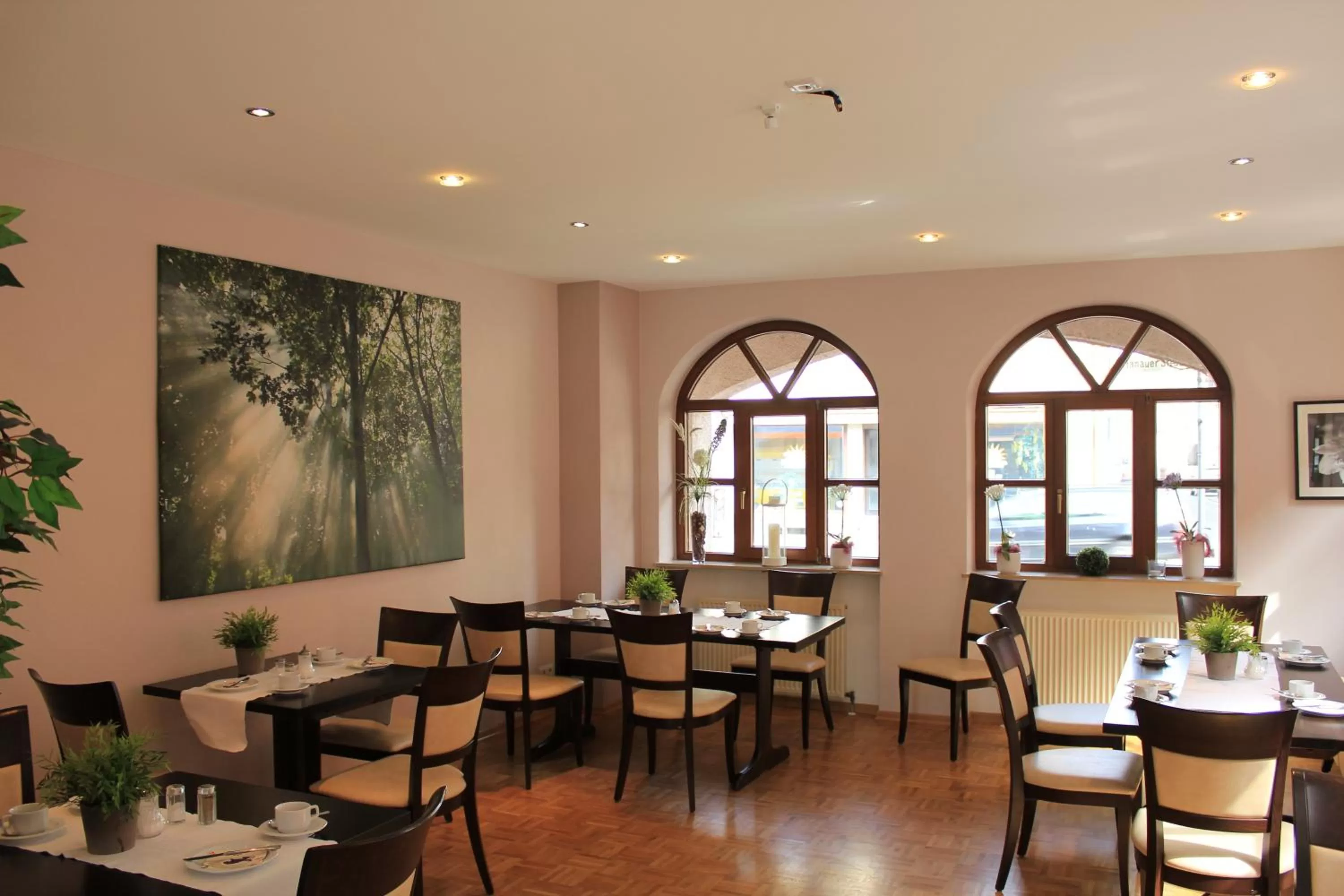 Restaurant/places to eat in Gasthof Weißes Roß