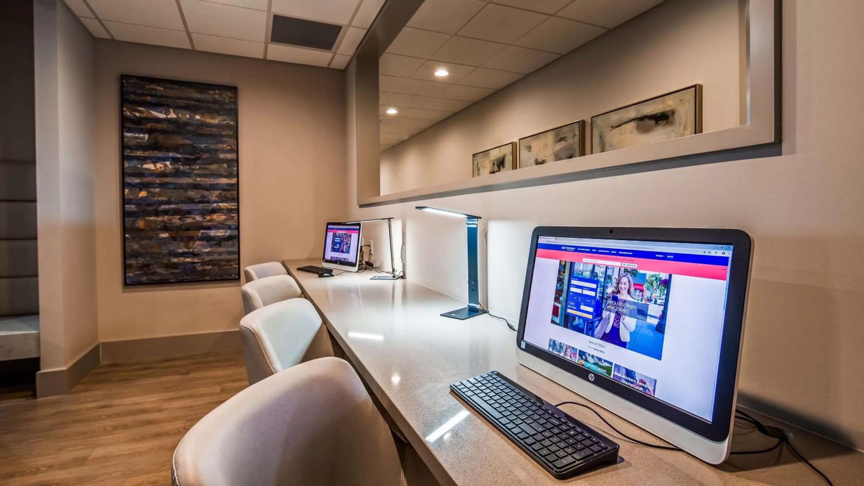 On site, TV/Entertainment Center in Best Western Premier Energy Corridor