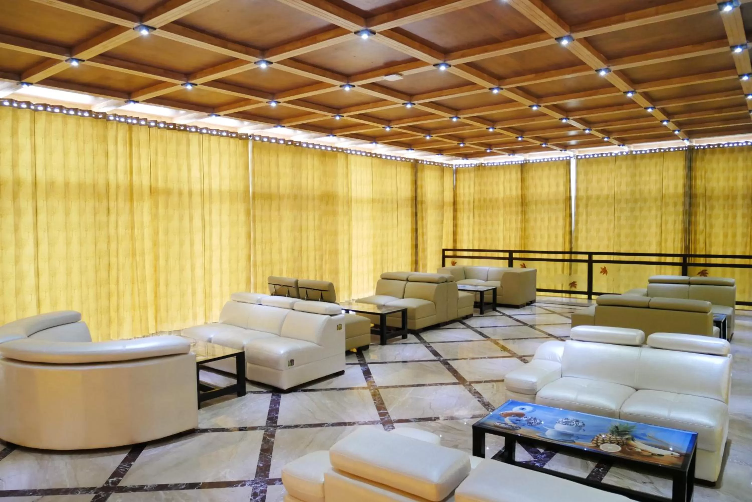 Restaurant/places to eat in Hotel Hills