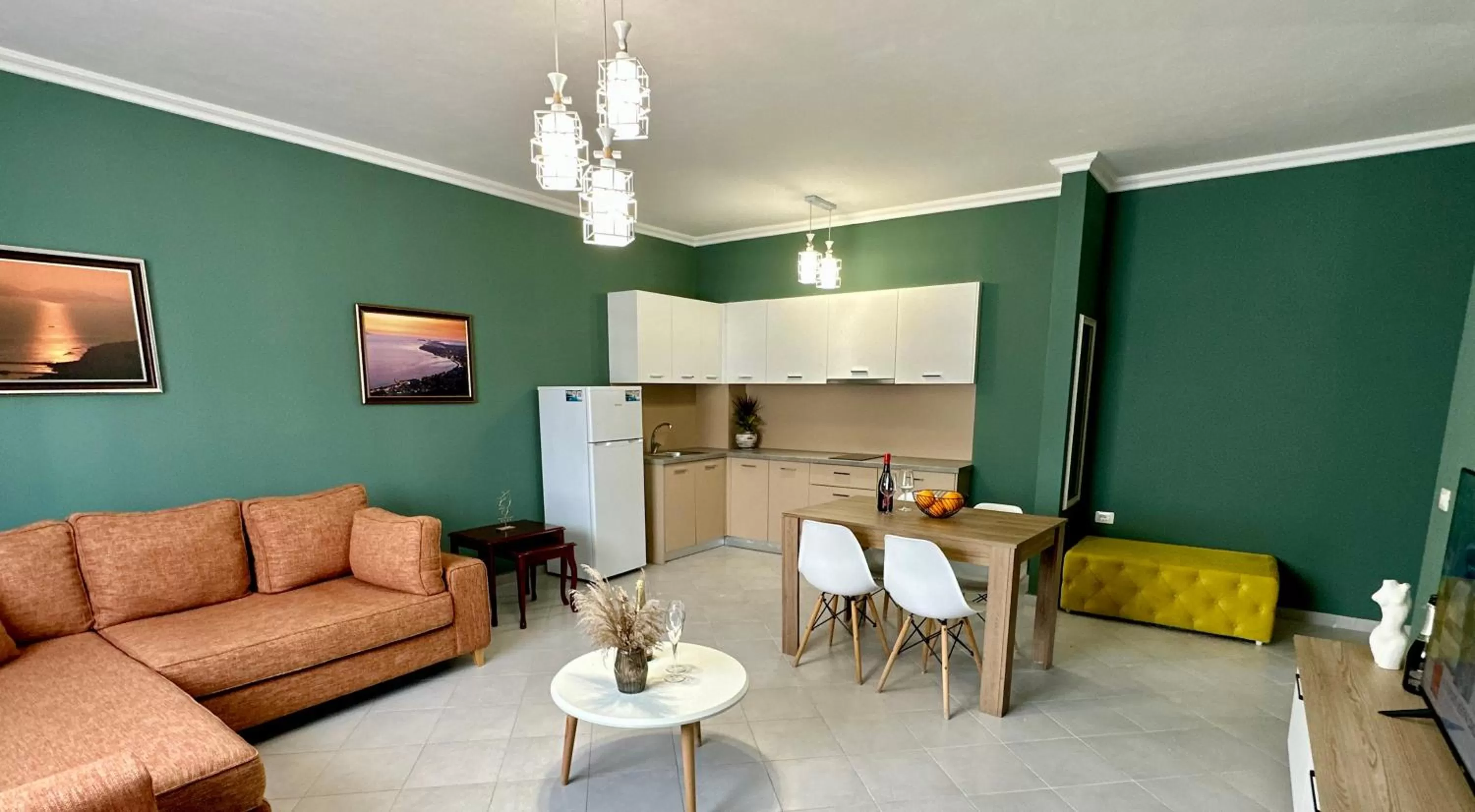 TV and multimedia, Seating Area in FAMILY SUITE RESIDENCE