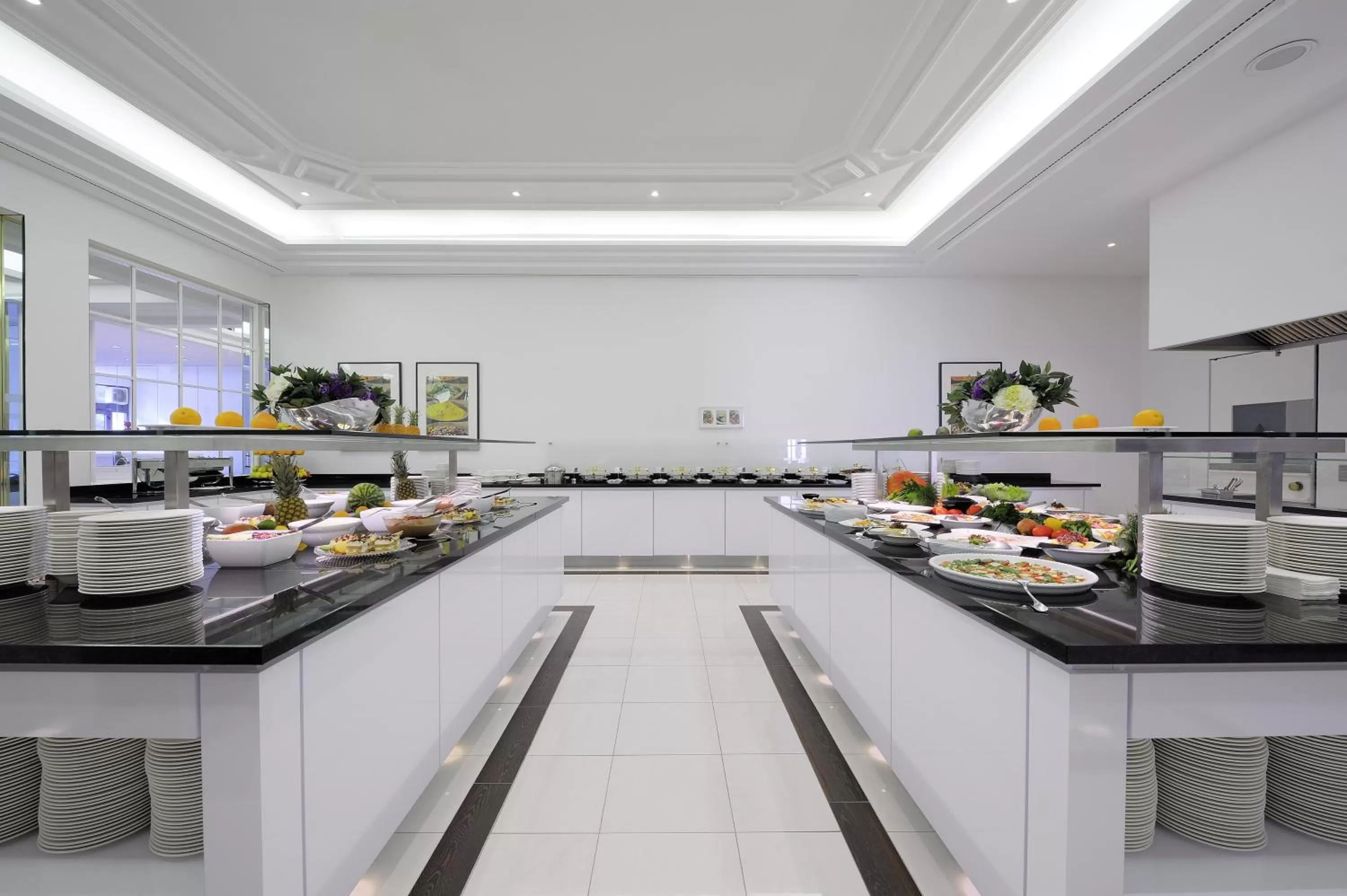 Restaurant/places to eat in Radisson Blu Conference Hotel, Düsseldorf