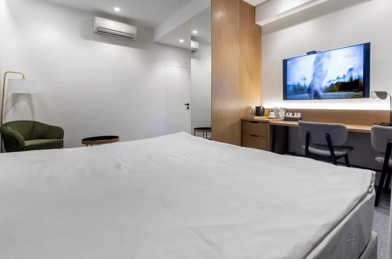 Comfort Double Room in Evropa Hotel Comfort Double Room in Evropa Hotel