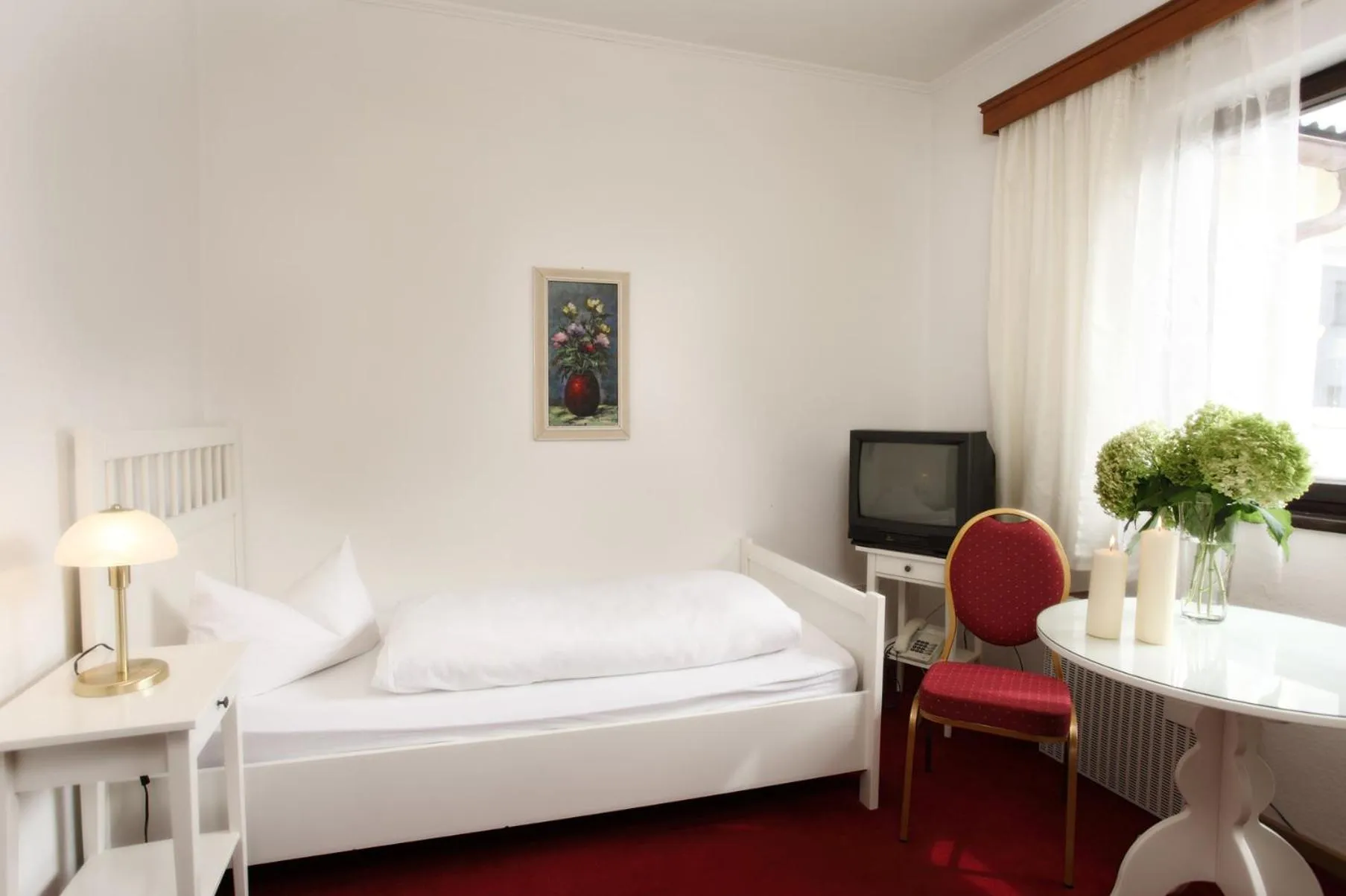 Bed in Hotel Zum Stemplinger Hansl