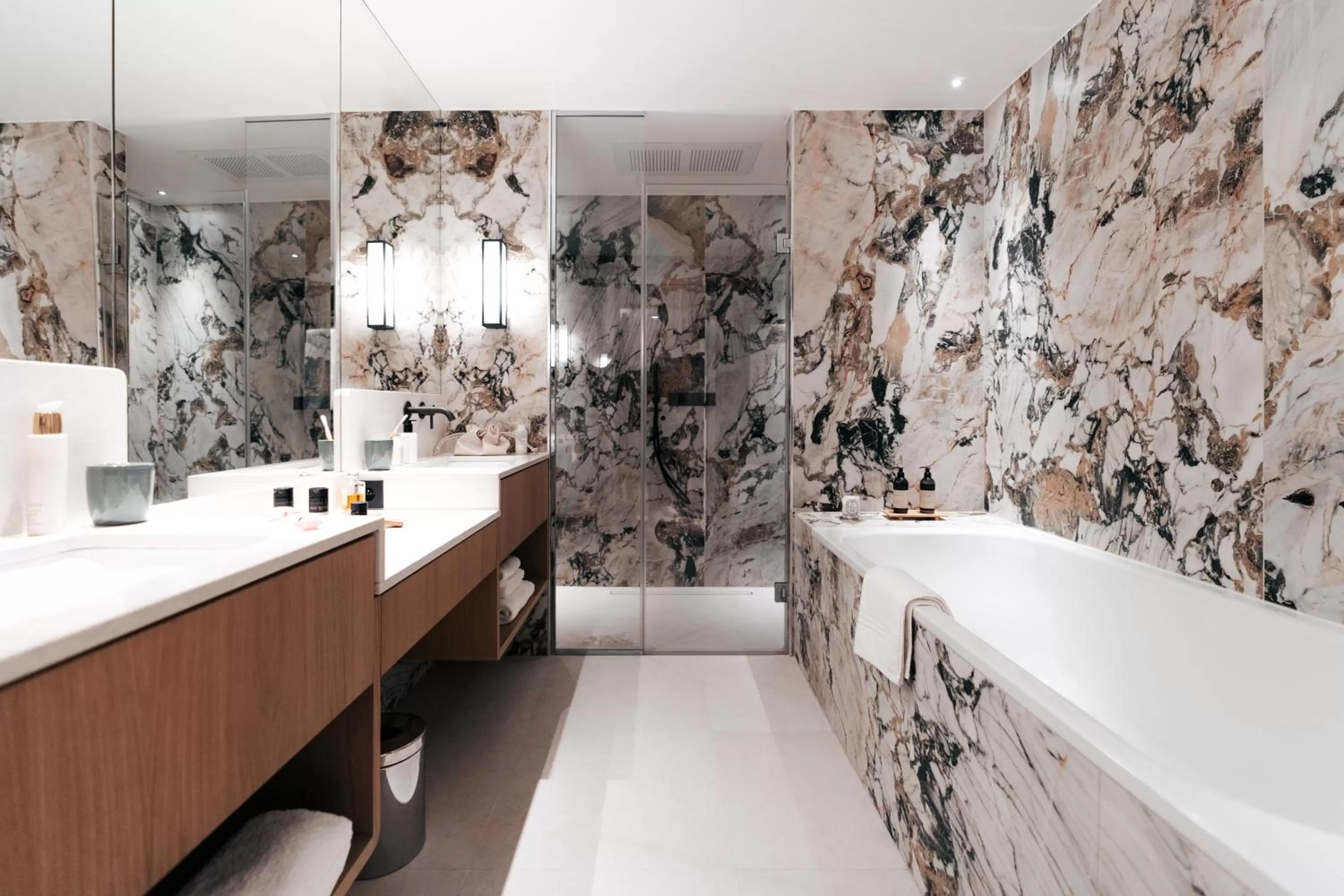 Bathroom in Padam Hôtel